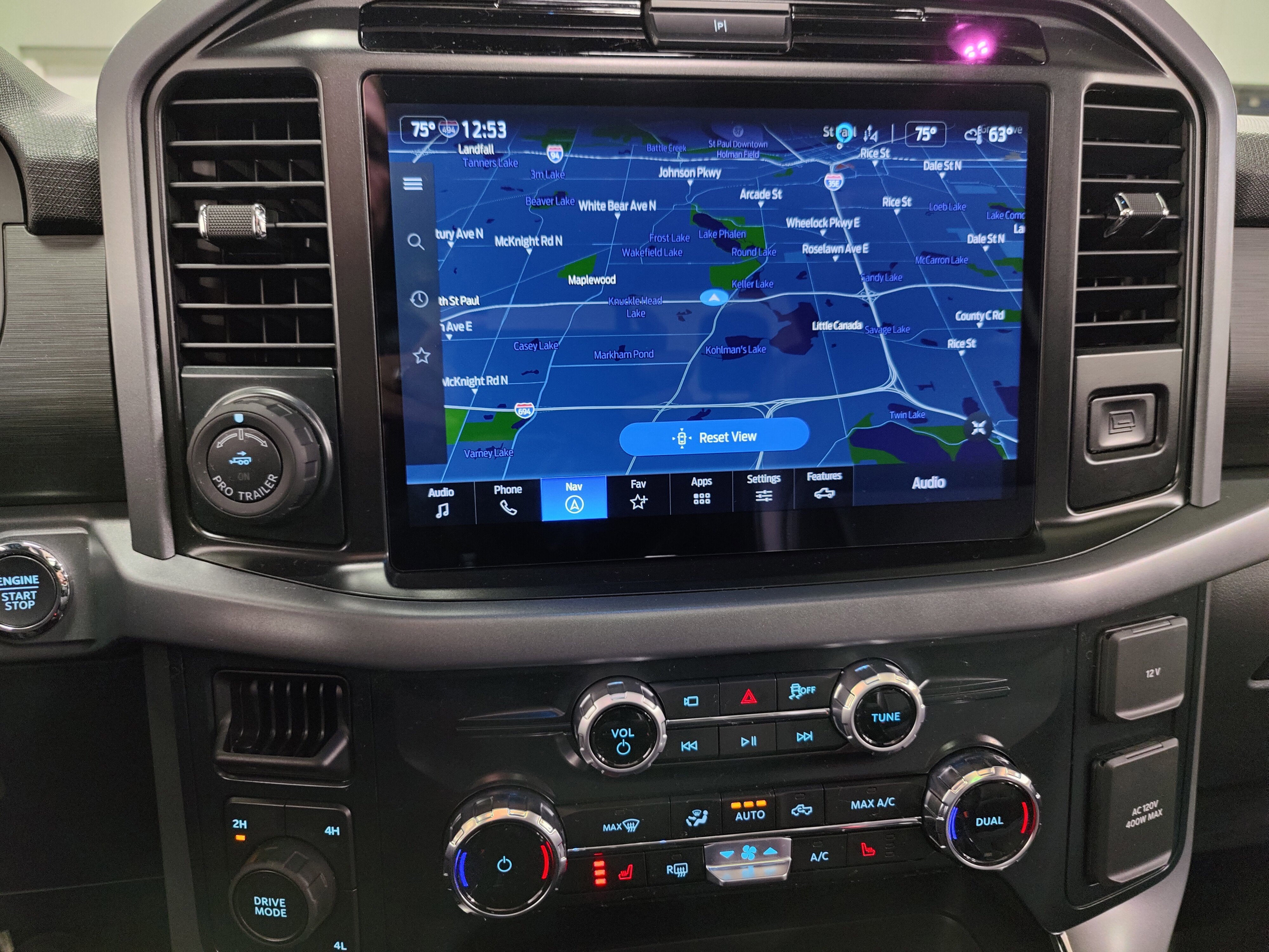 2025 Ford F-150 XLT Black SuperCrew 4x4 w/Sunroof/Nav