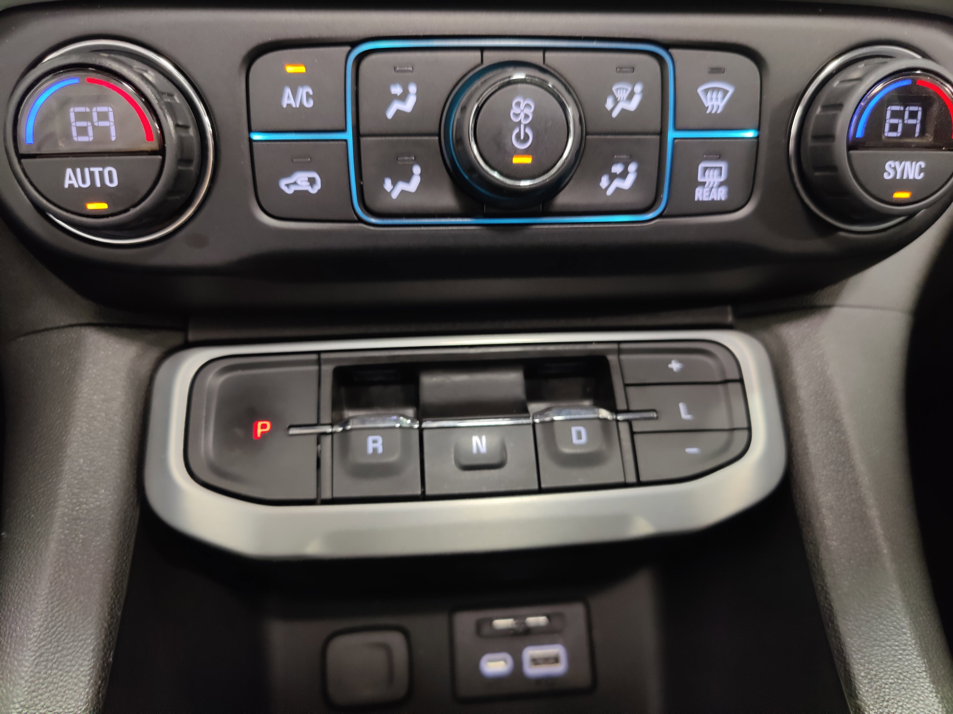 2021 GMC Acadia AWD SLT Luxury w/Sunroof & Nav
