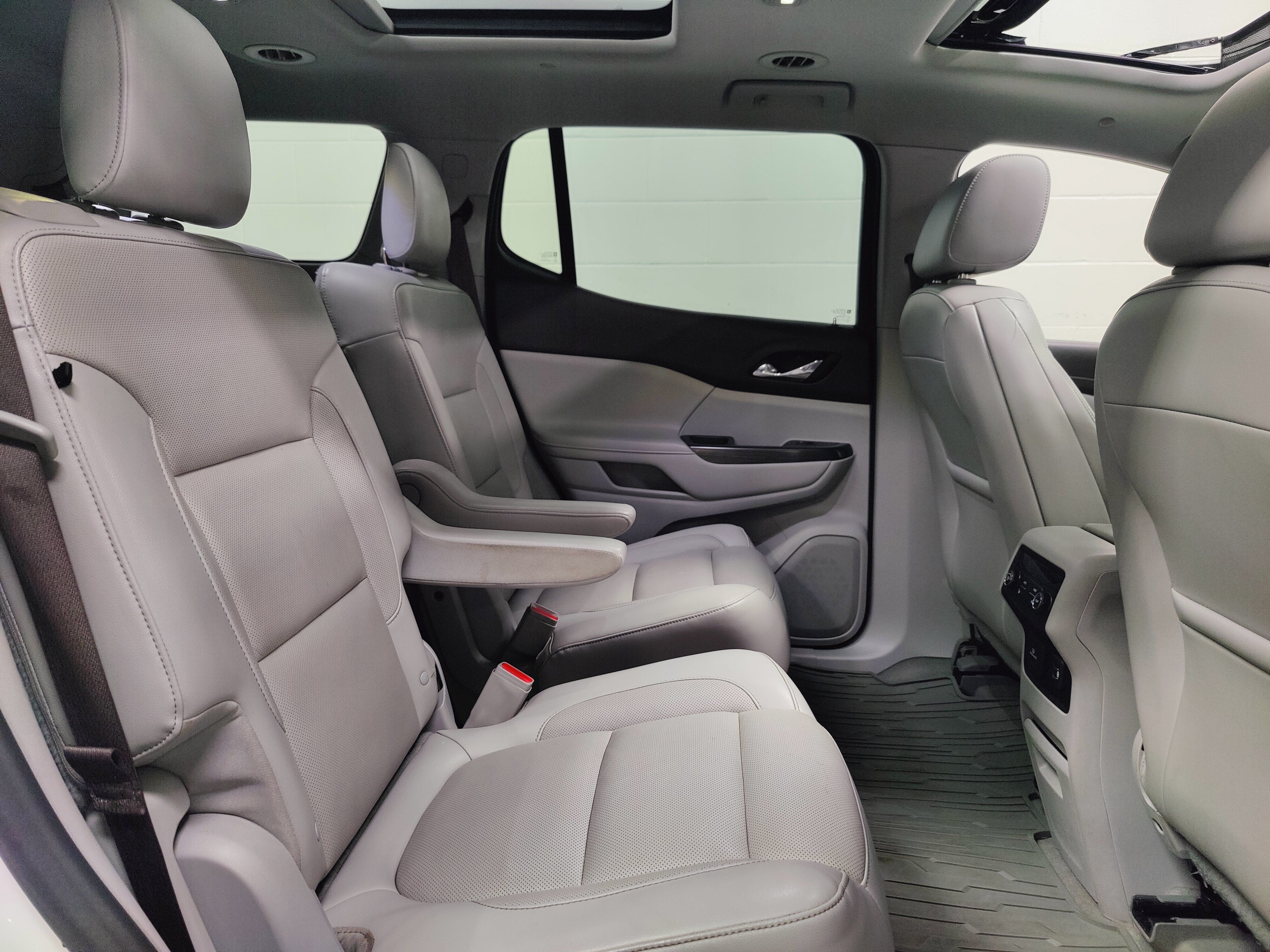 2019 GMC Acadia SLT-2 AWD w/Dual Sunroof & Nav