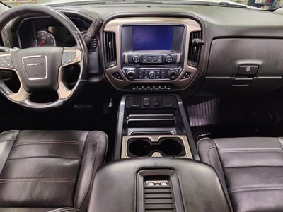 2016 GMC Sierra 2500HD Denali Z71 4x4 Crew Cab w/Sunroof