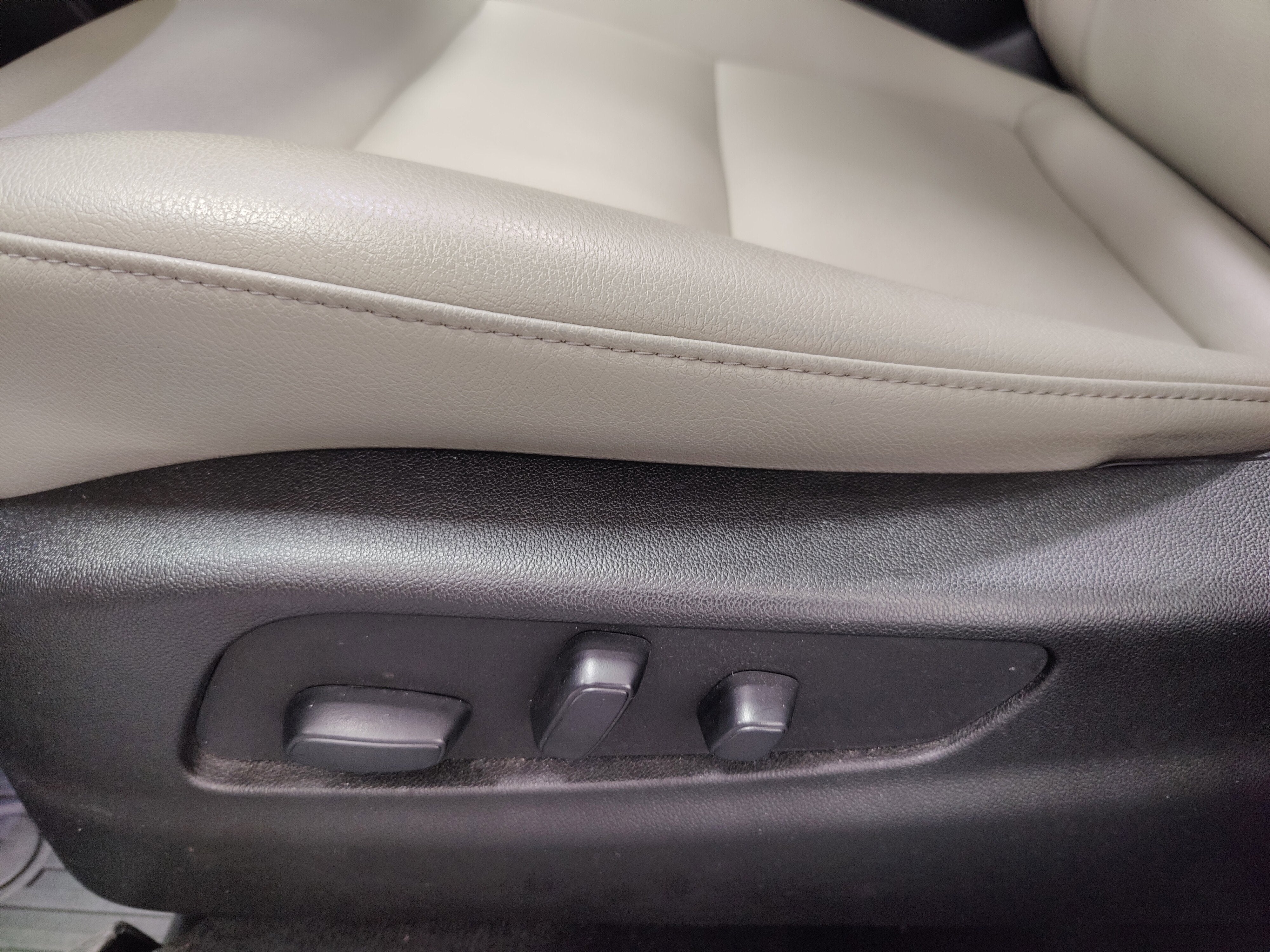 2021 Cadillac XT4 AWD Luxury w/Sunroof/Cold Pkg
