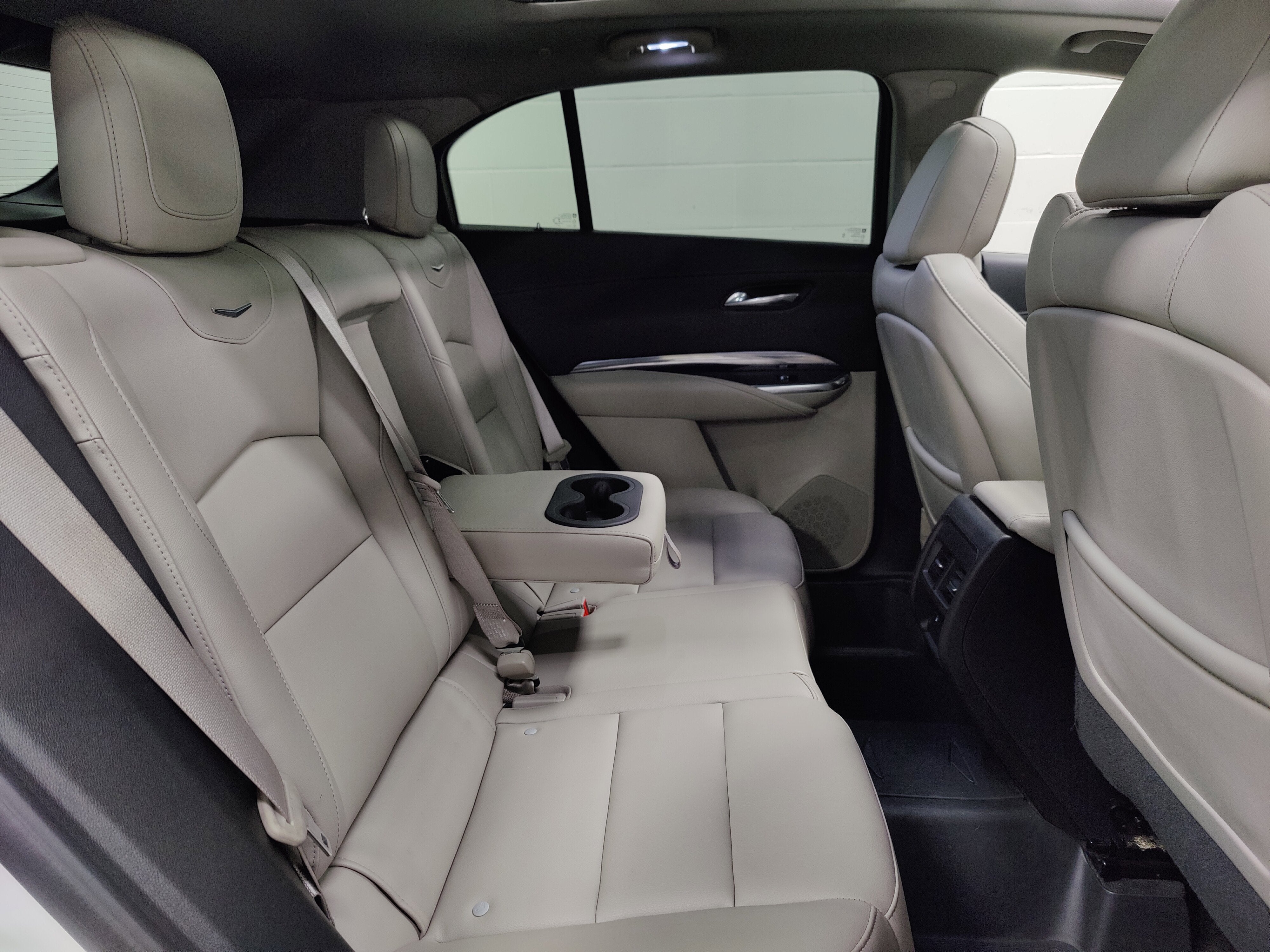 2021 Cadillac XT4 AWD Luxury w/Sunroof/Cold Pkg