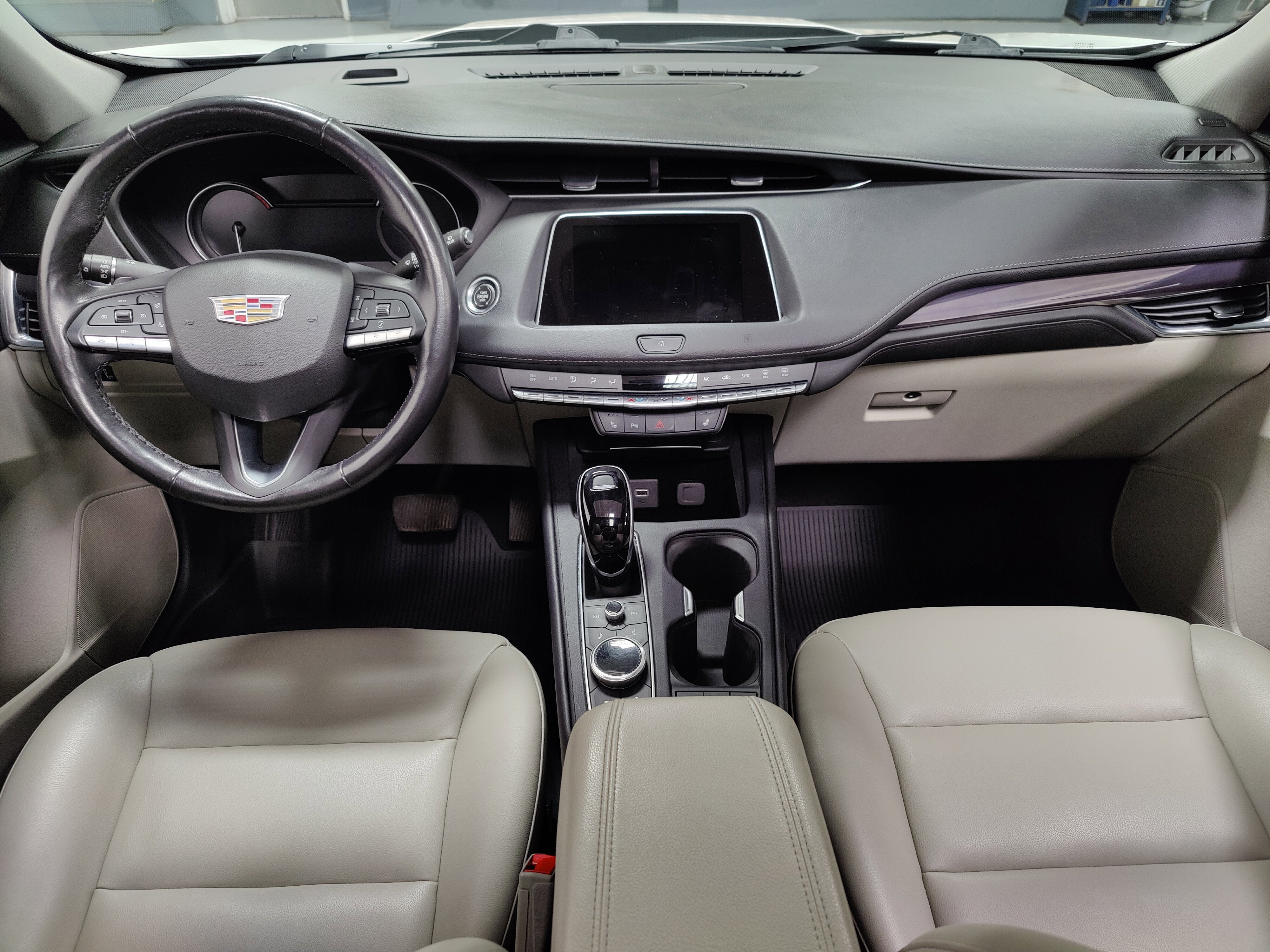 2021 Cadillac XT4 AWD Luxury w/Sunroof/Cold Pkg