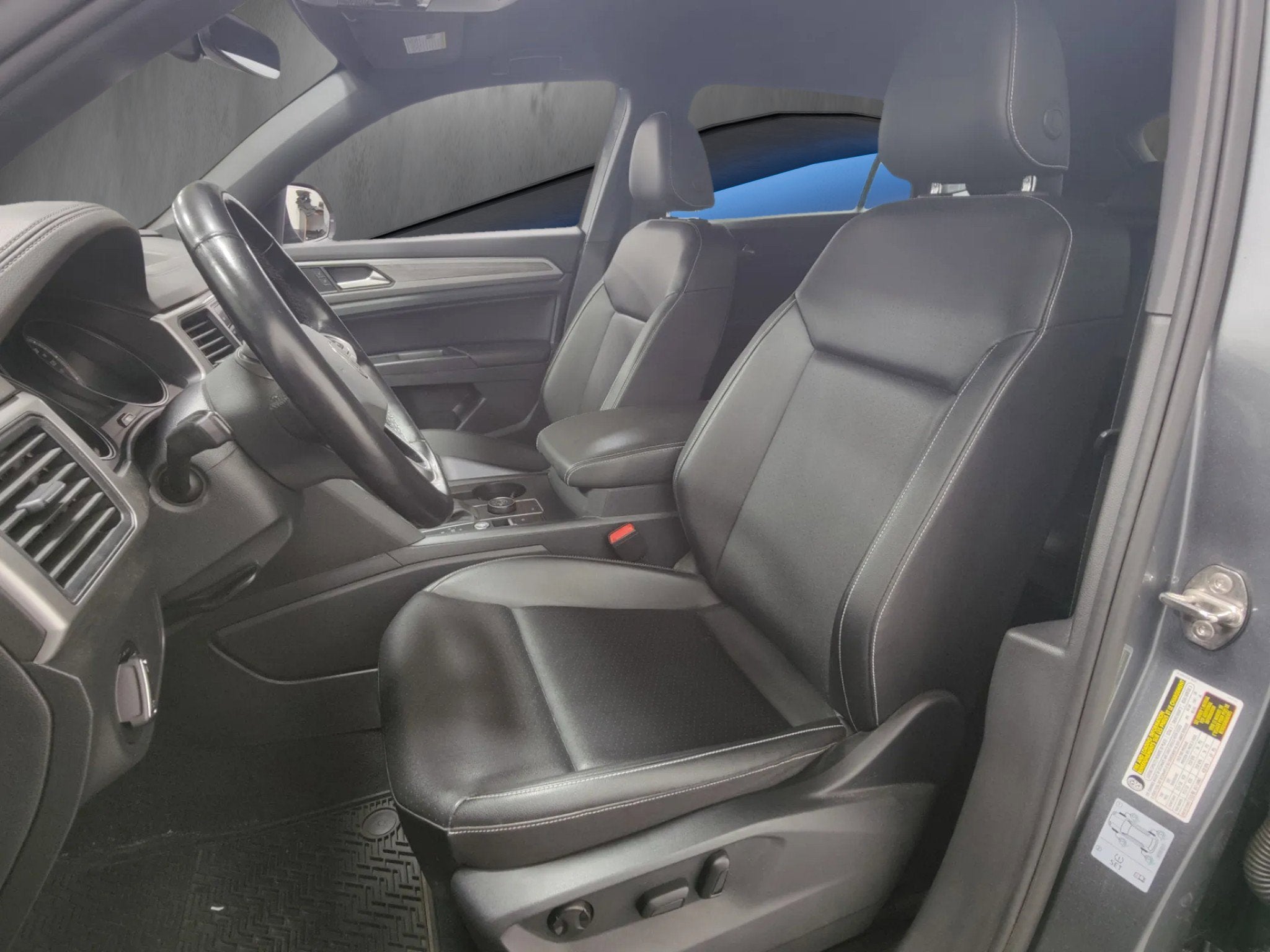 2020 Volkswagen Atlas Cross Sport V6 AWD SE w/Technology