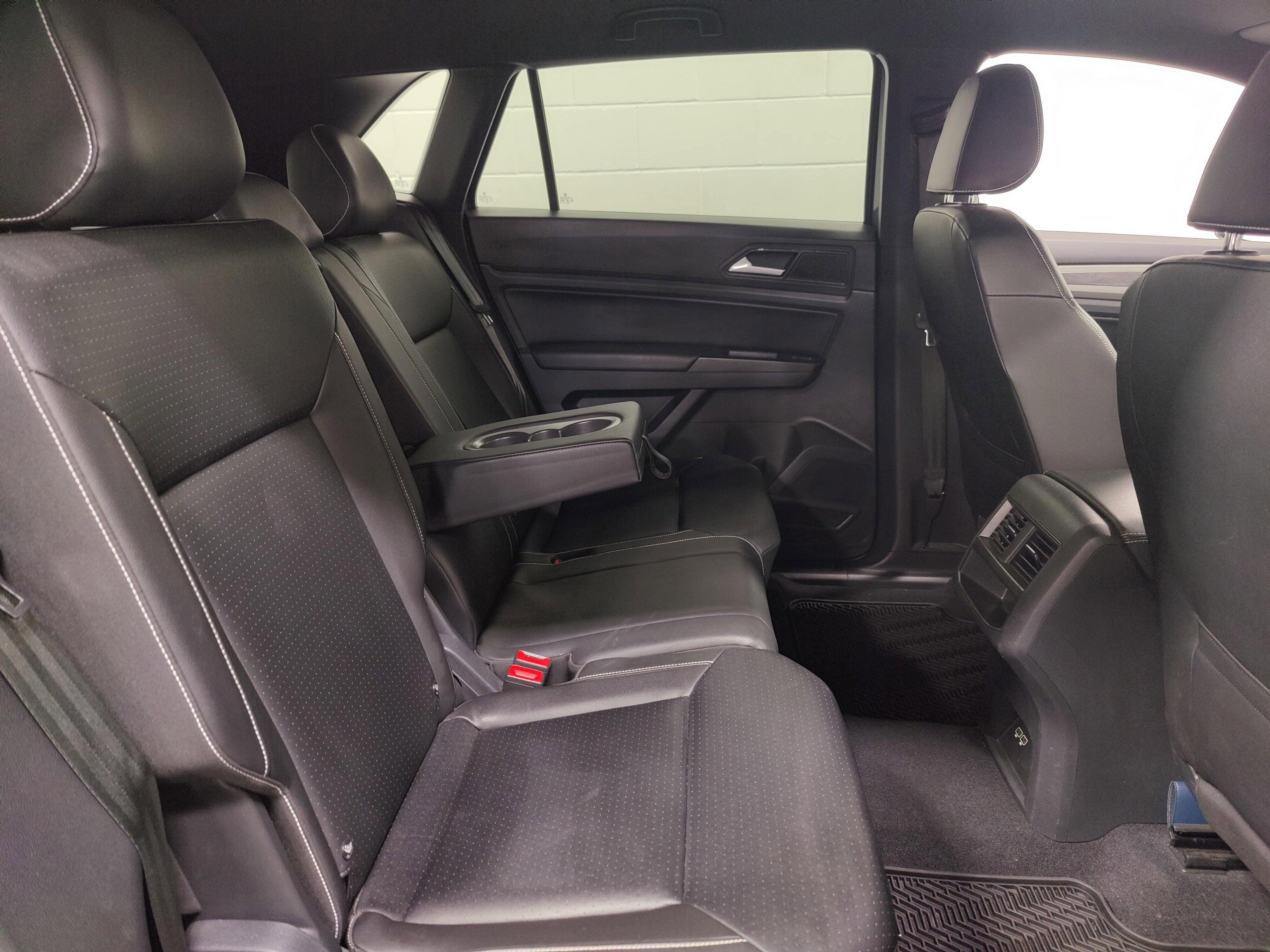 2020 Volkswagen Atlas Cross Sport V6 AWD SE w/Technology