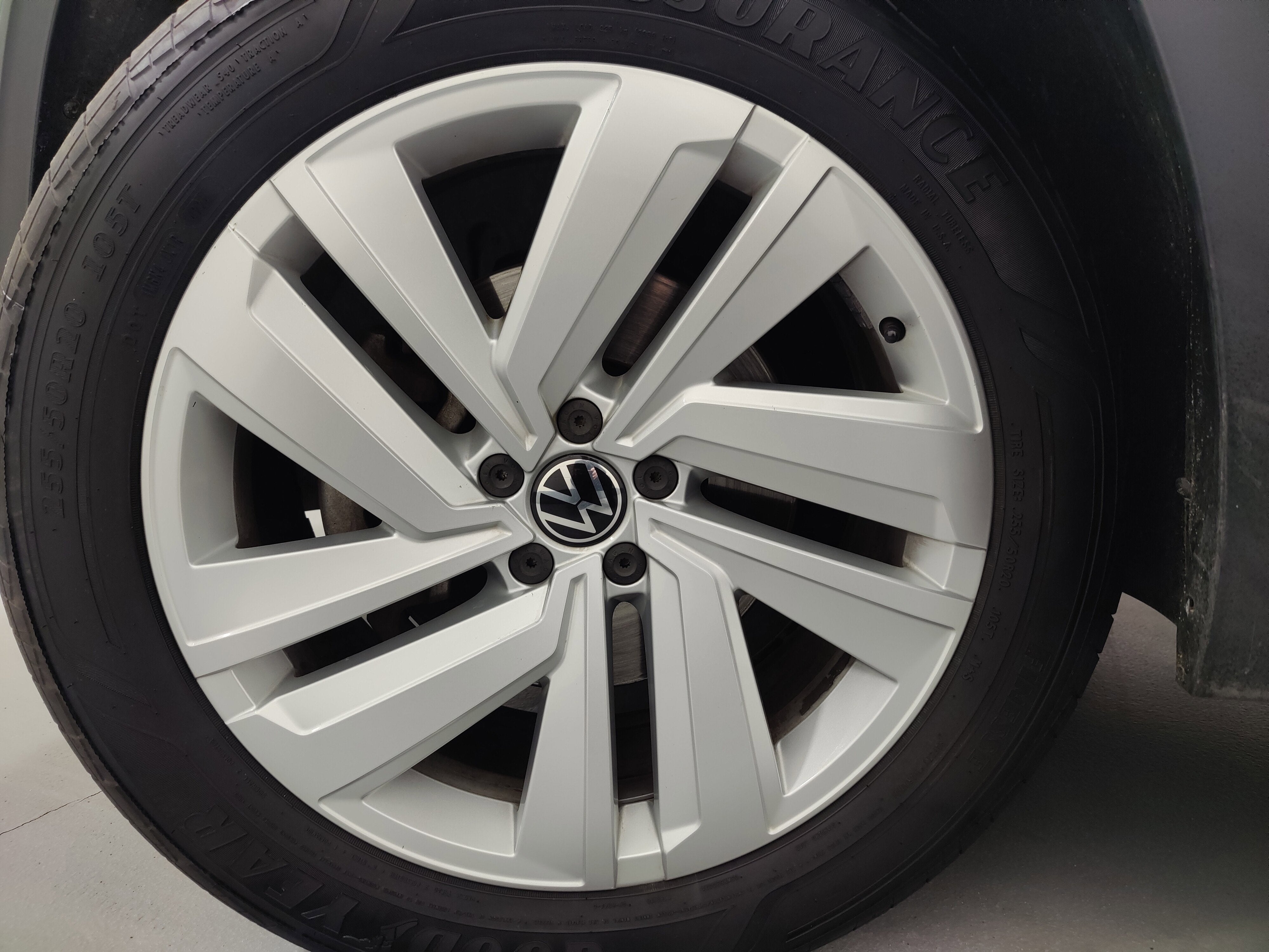 2020 Volkswagen Atlas Cross Sport V6 AWD SE w/Technology