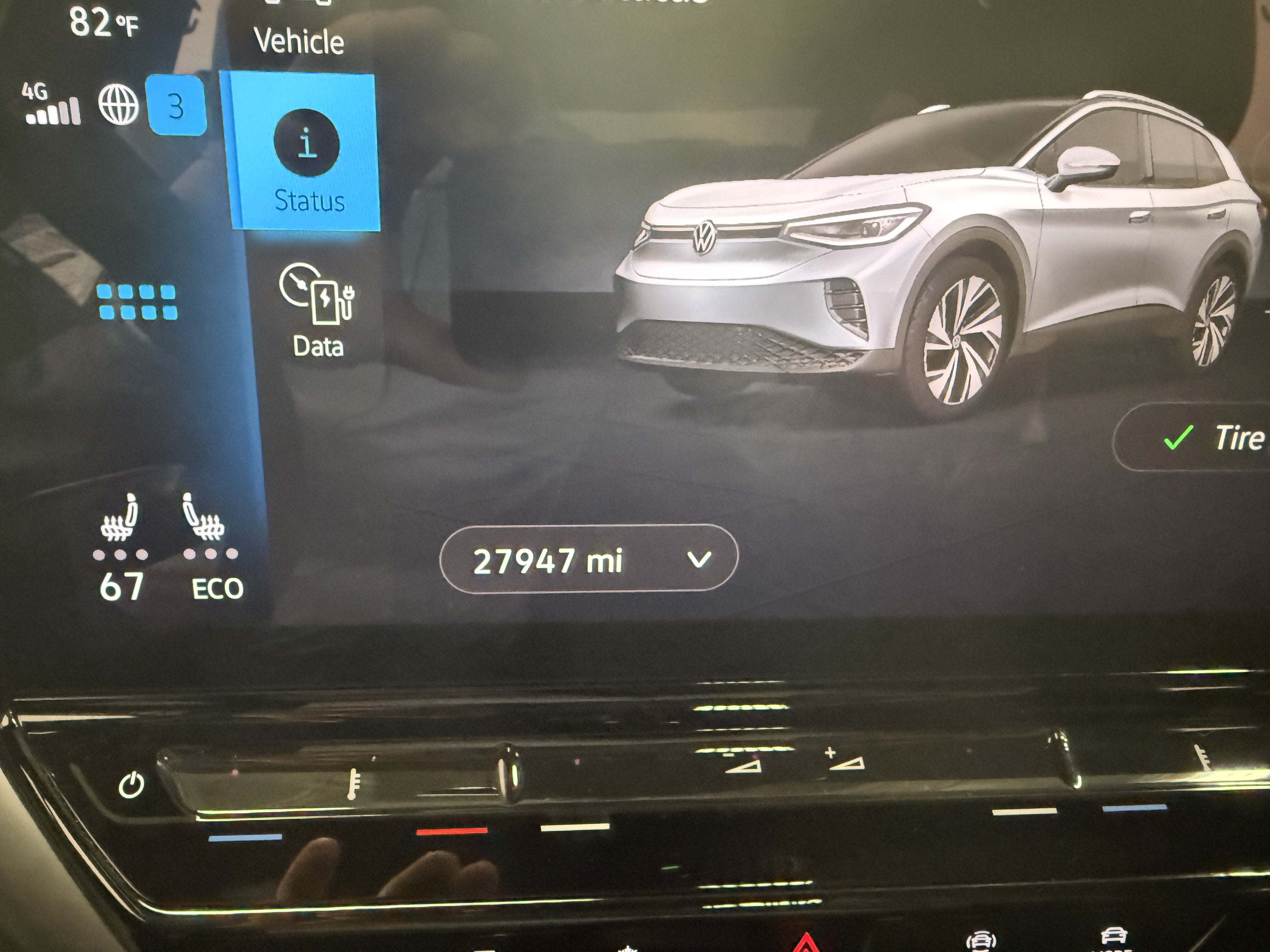 2023 Volkswagen ID.4 S w/Glass Roof