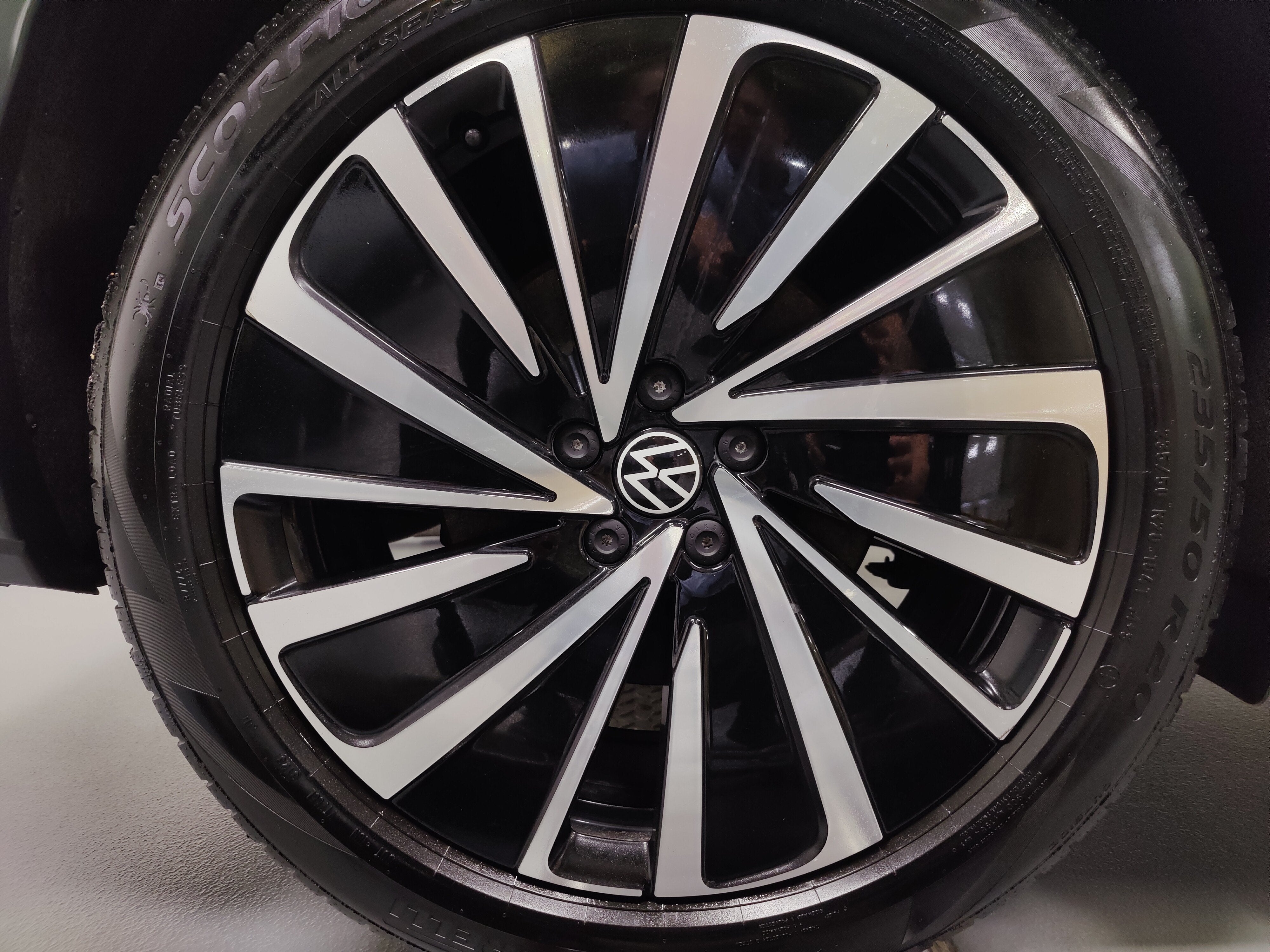 2024 Volkswagen ID.4 S w/Glass Roof