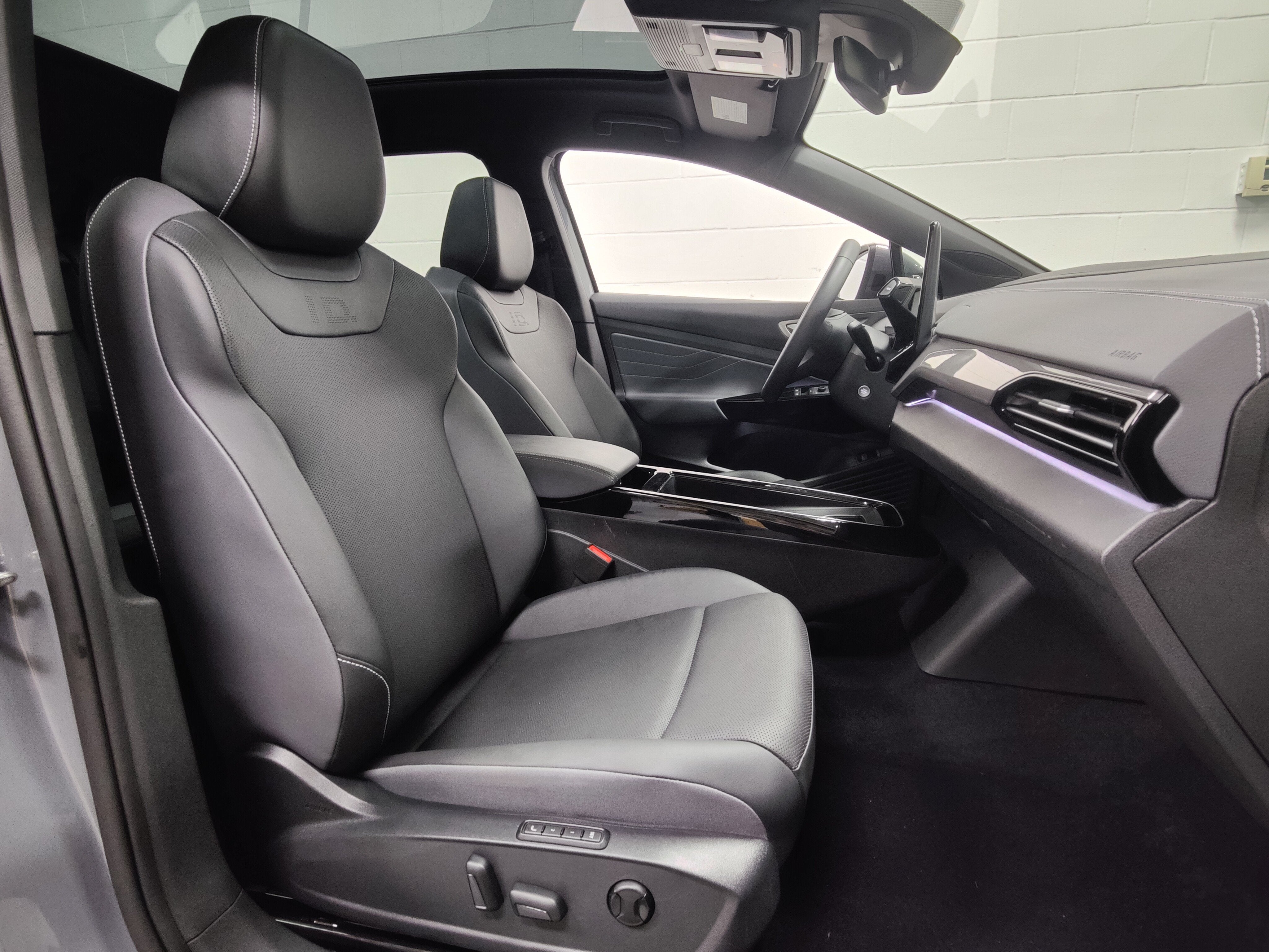 2024 Volkswagen ID.4 S w/Glass Roof