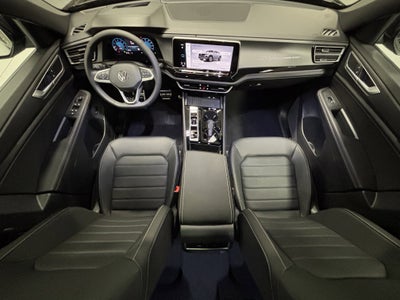 2026 Volkswagen Atlas Cross Sport 2.0T SEL R-Line Black