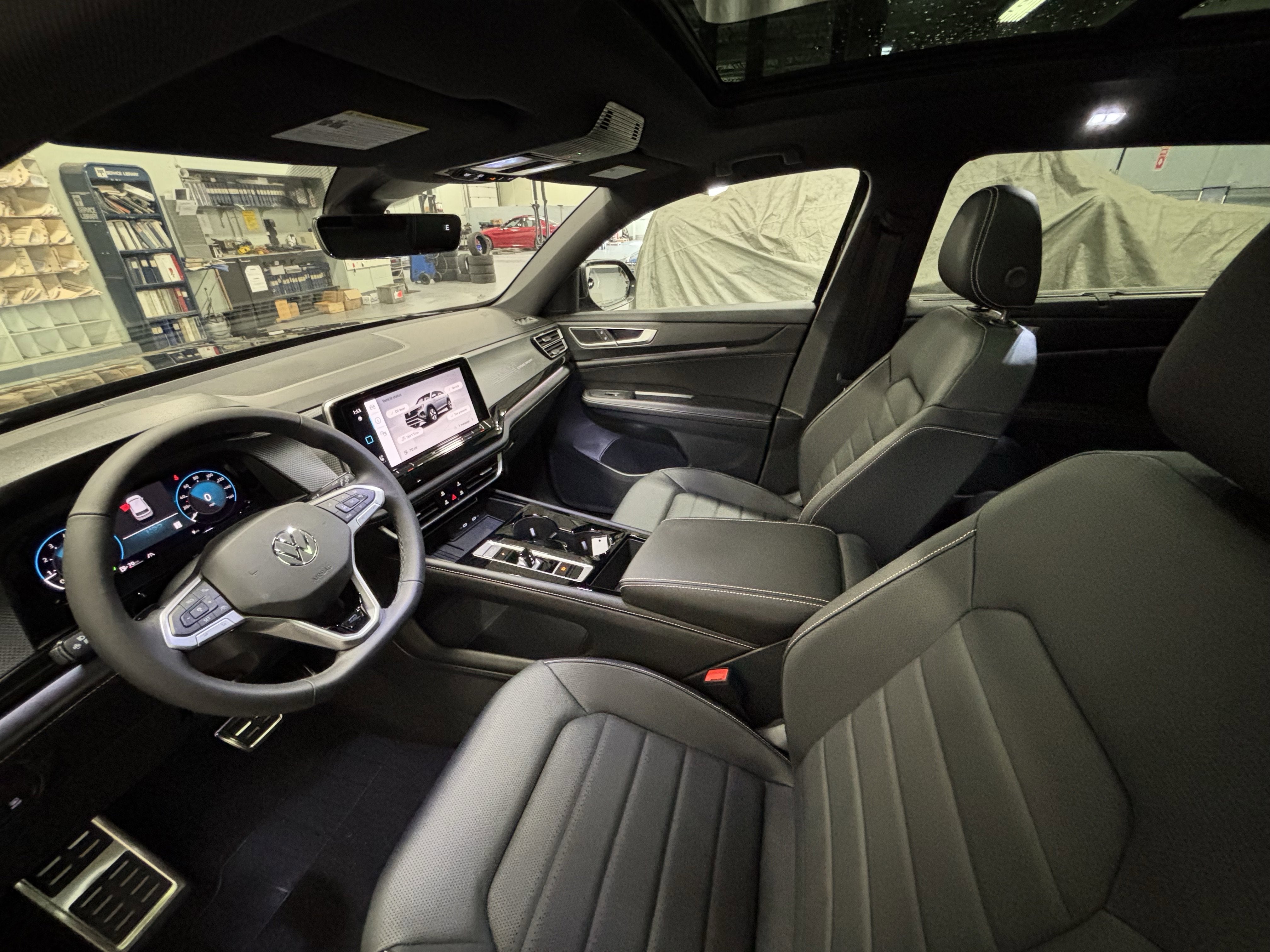 2026 Volkswagen Atlas Cross Sport 2.0T SEL R-Line Black