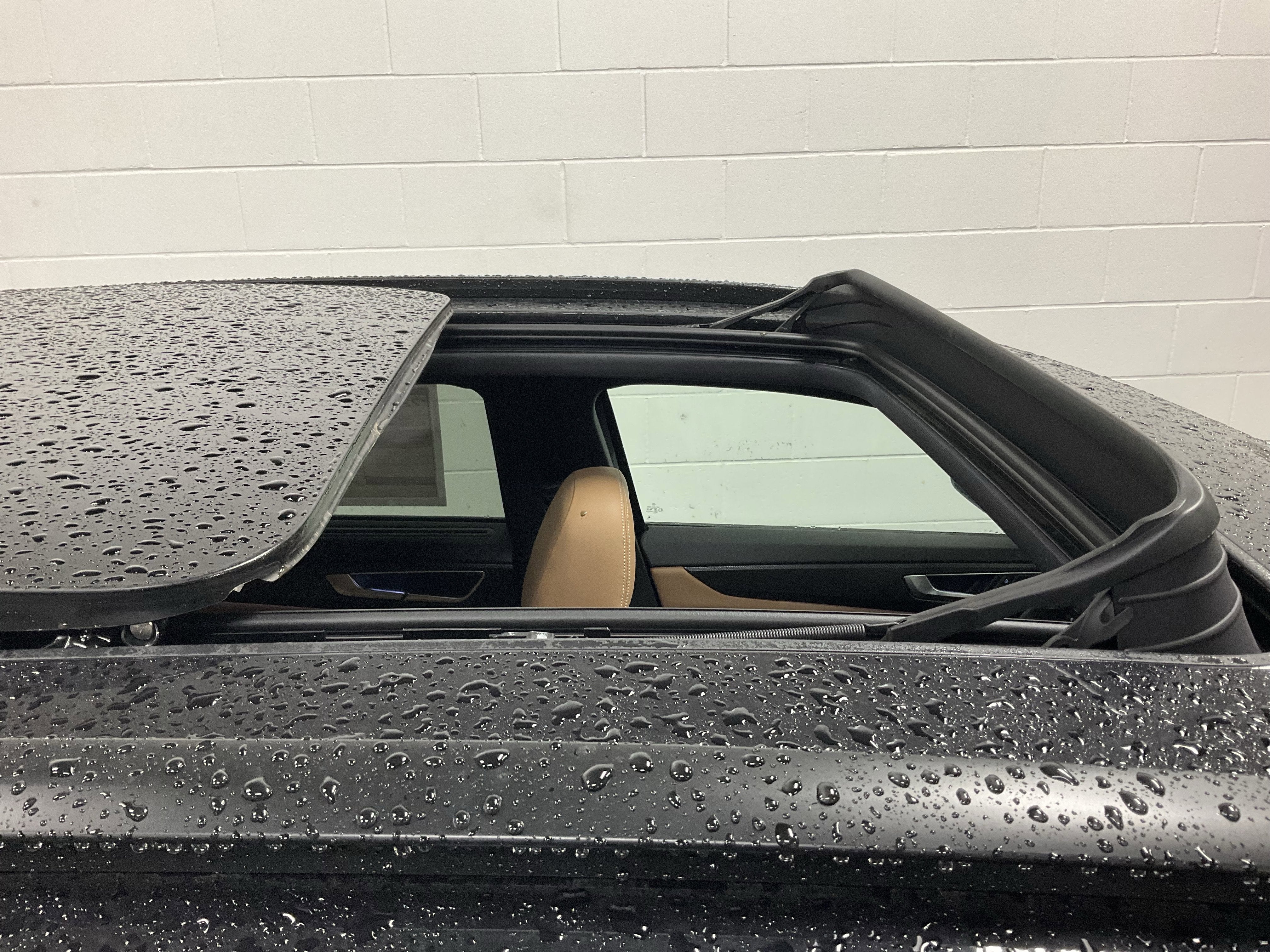 2026 Volkswagen Atlas Cross Sport 2.0T SEL R-Line Black