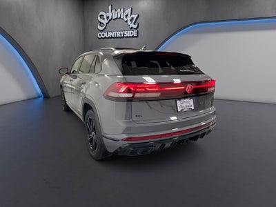 2026 Volkswagen Atlas Cross Sport 2.0T SEL R-Line Black