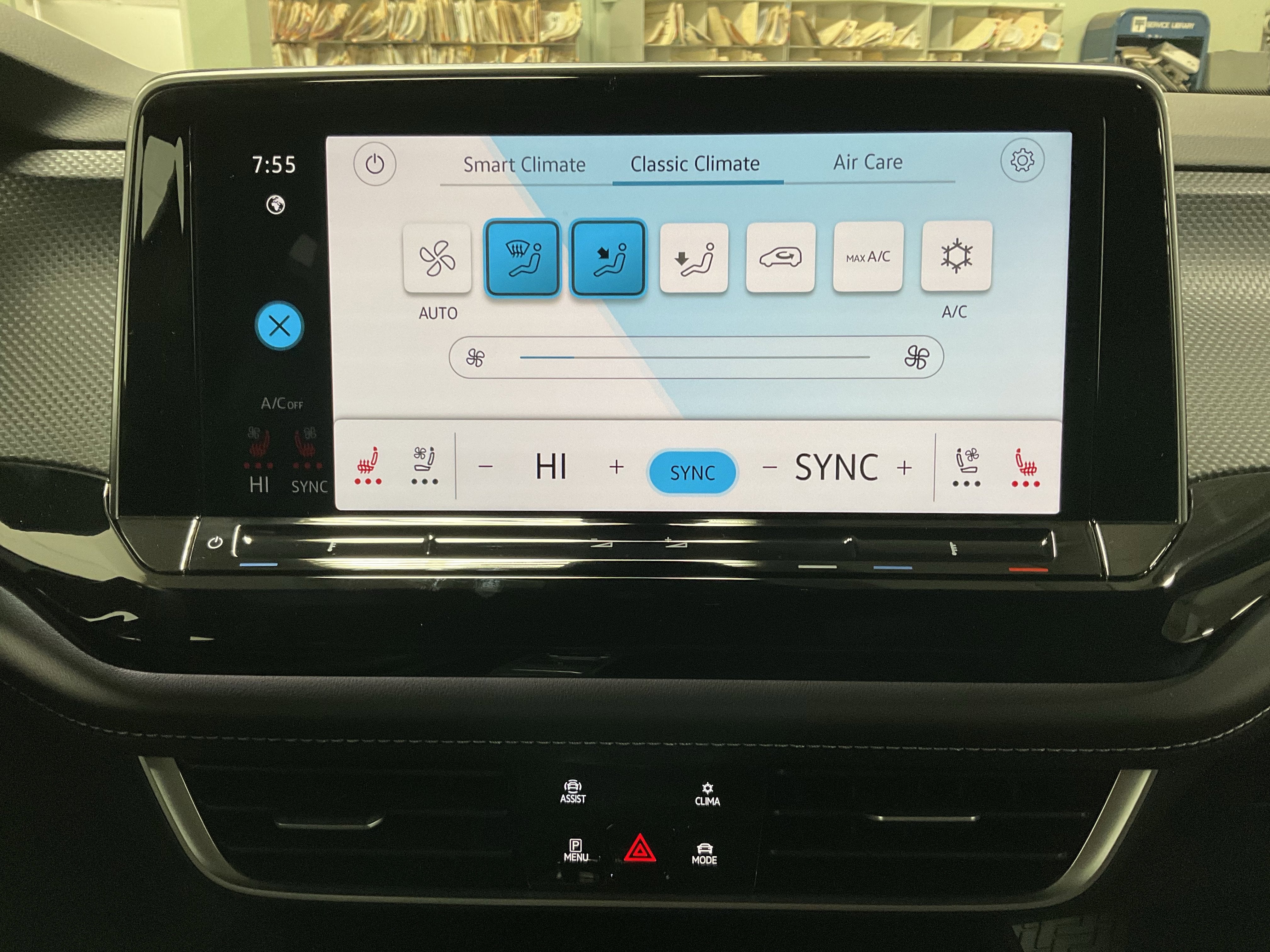 2026 Volkswagen Atlas Cross Sport 2.0T SEL R-Line Black