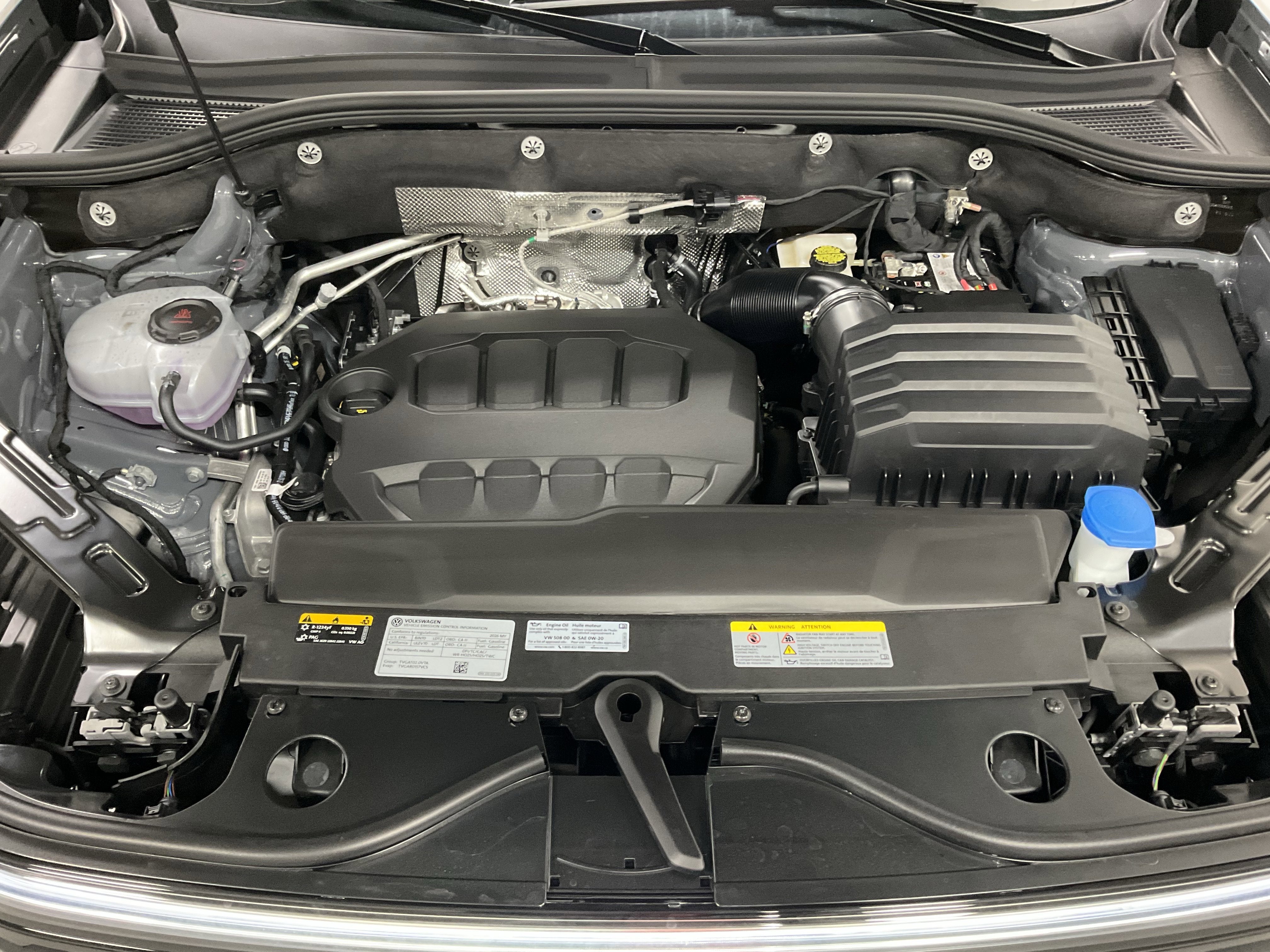 2026 Volkswagen Atlas Cross Sport 2.0T SEL R-Line Black