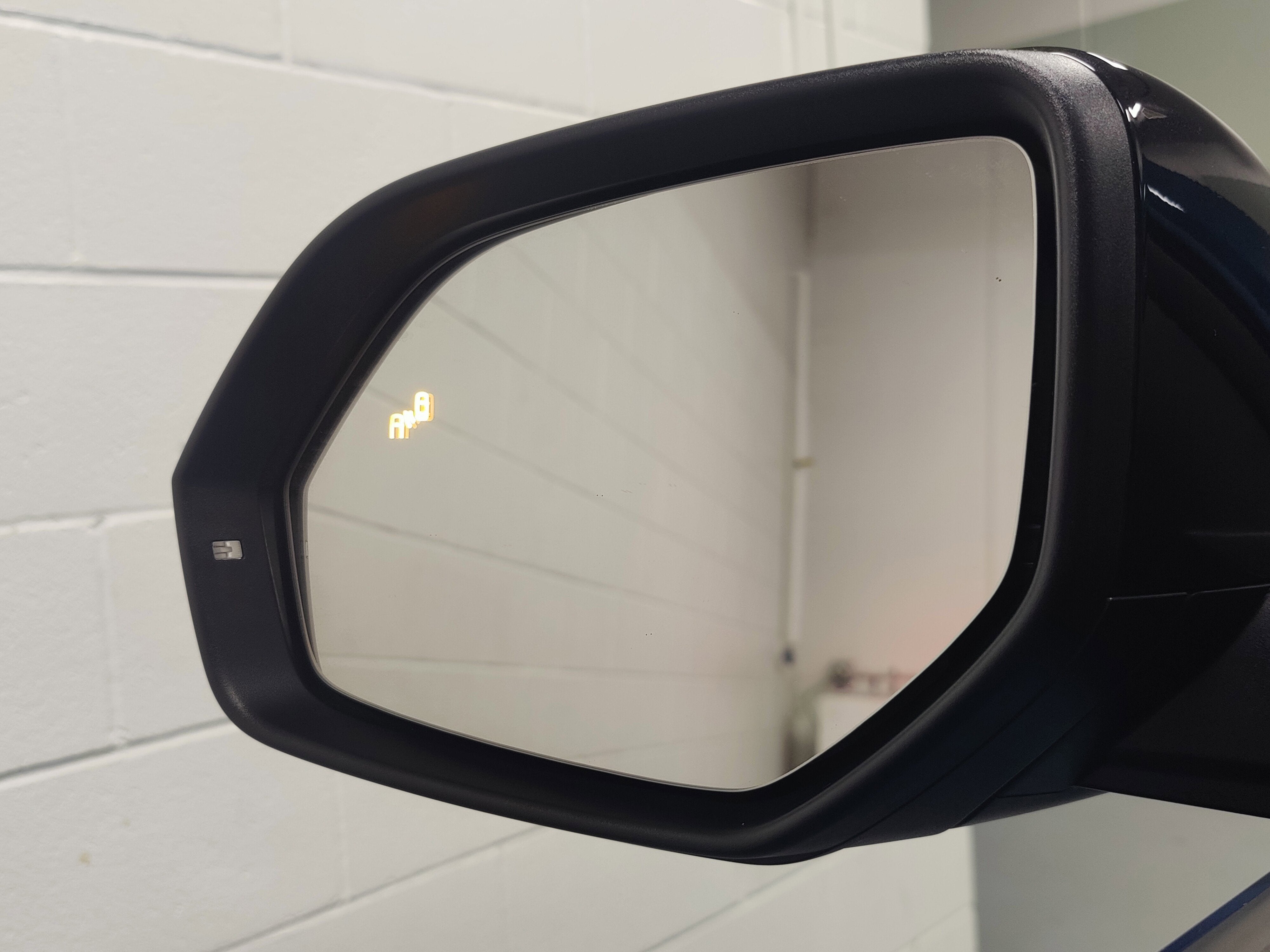 2025 Volkswagen Atlas Cross Sport SEL AWD R-Line Black w/Sunroof/Nav