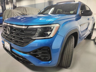 2025 Volkswagen Atlas Cross Sport SEL AWD R-Line Black w/Sunroof/Nav
