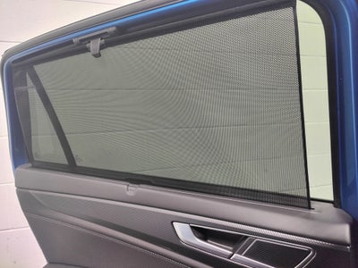 2025 Volkswagen Atlas Cross Sport SEL AWD R-Line Black w/Sunroof/Nav