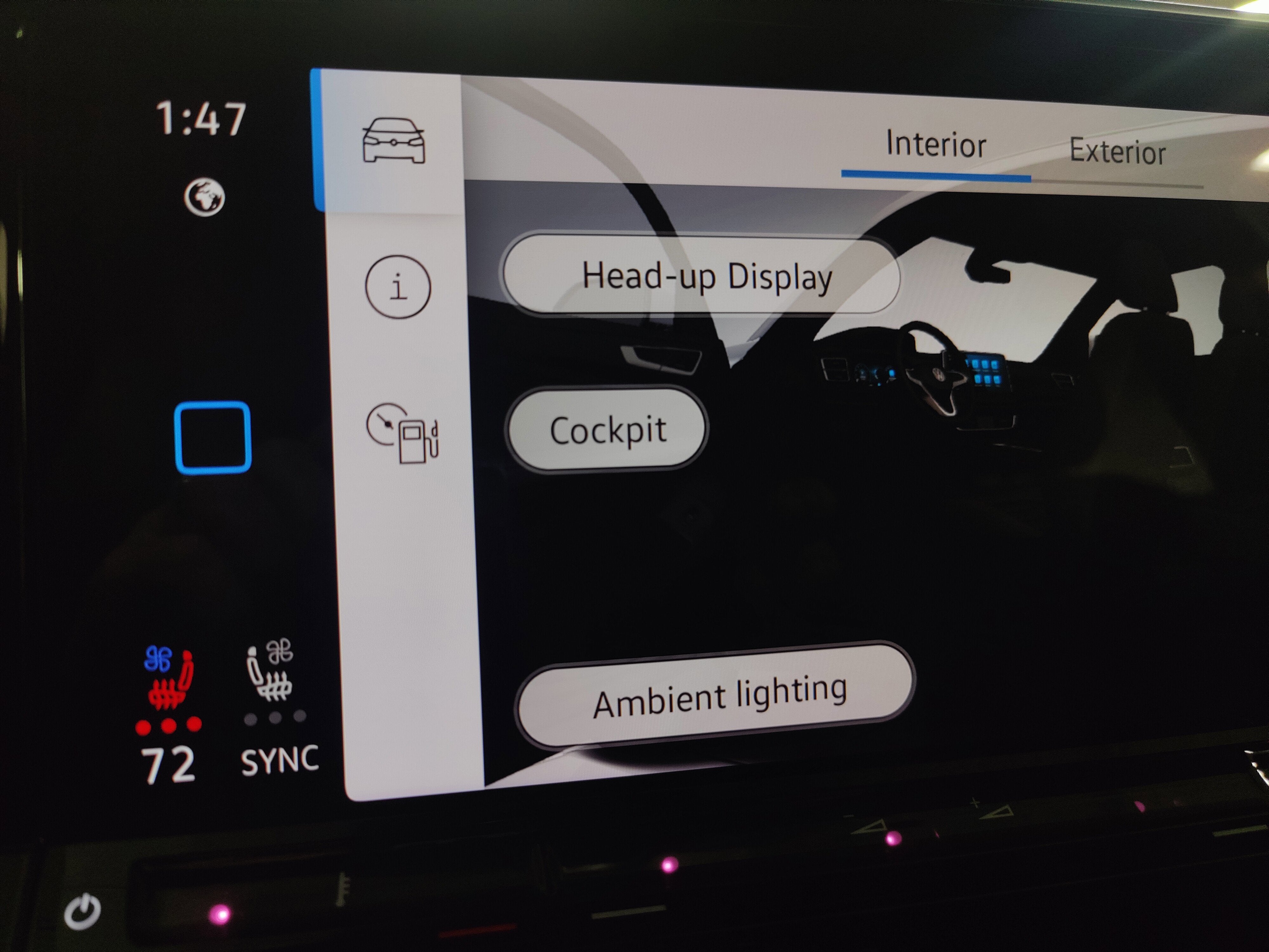 2025 Volkswagen Atlas Cross Sport SEL AWD R-Line Black w/Sunroof/Nav