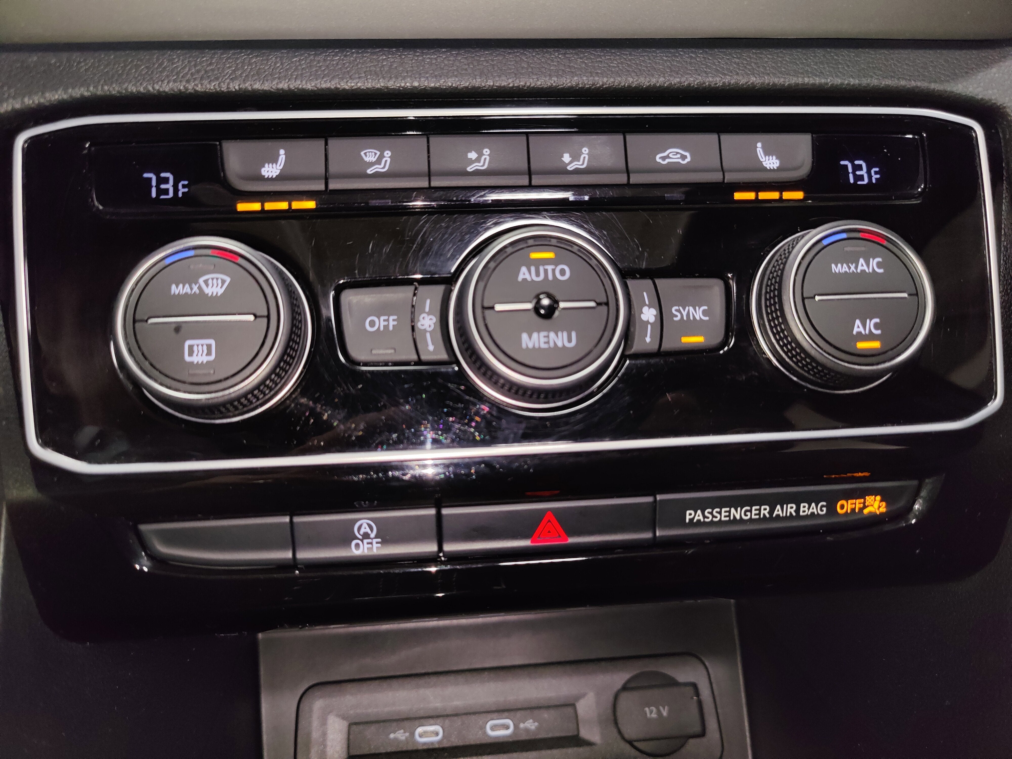 2023 Volkswagen Atlas Cross Sport V6 SEL AWD w/Sunroof/Nav