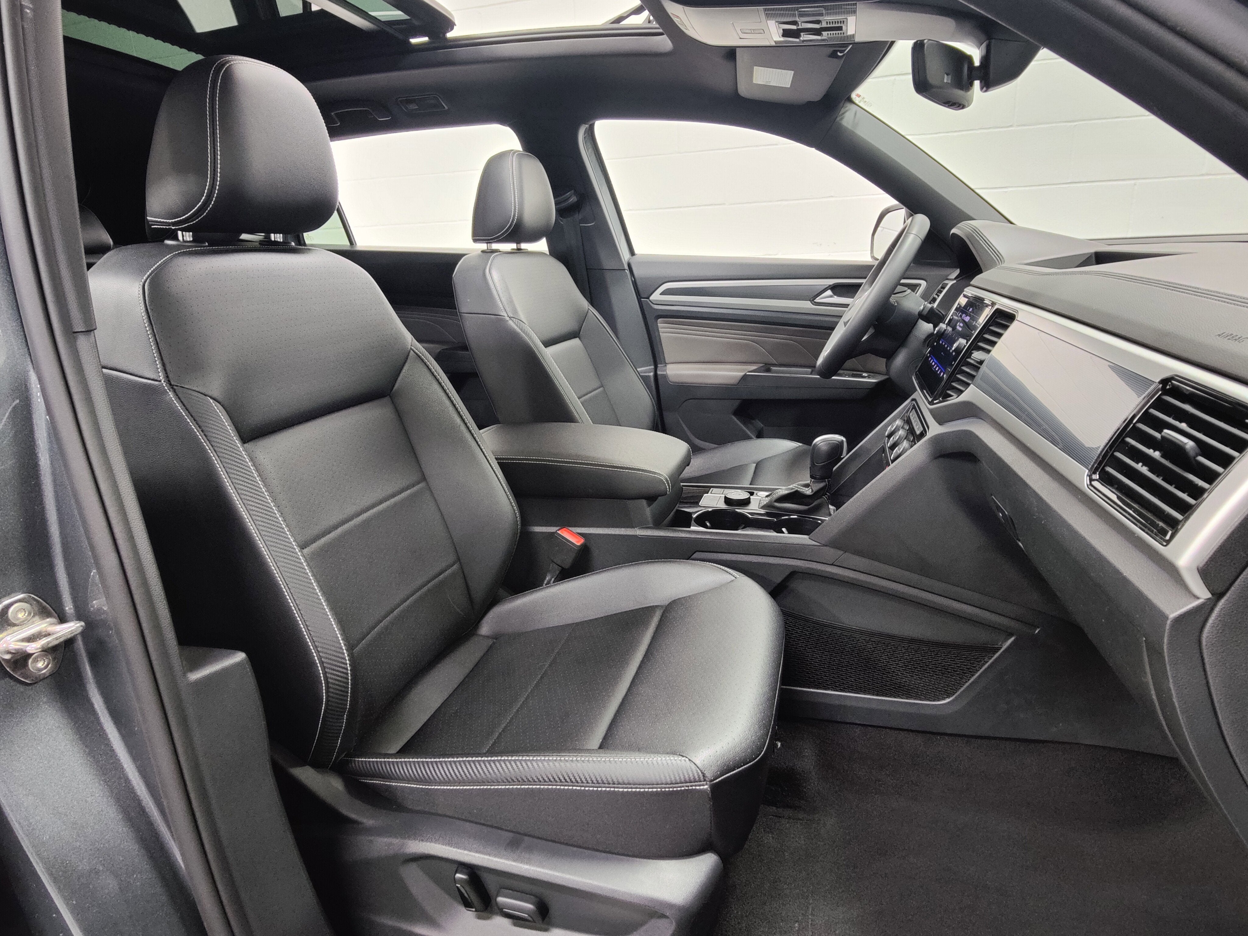 2023 Volkswagen Atlas Cross Sport V6 SEL AWD w/Sunroof/Nav