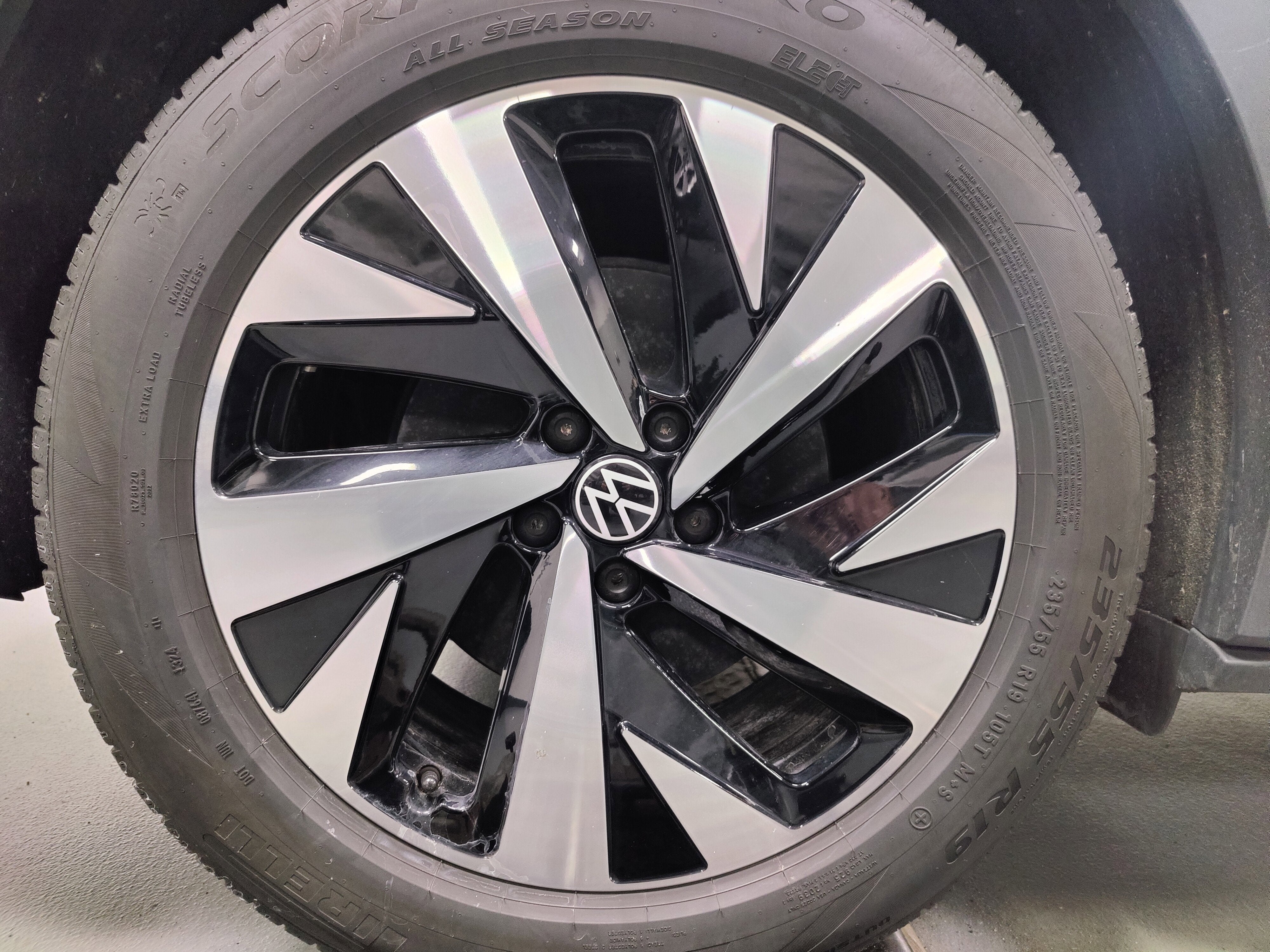 2024 Volkswagen ID.4 Standard