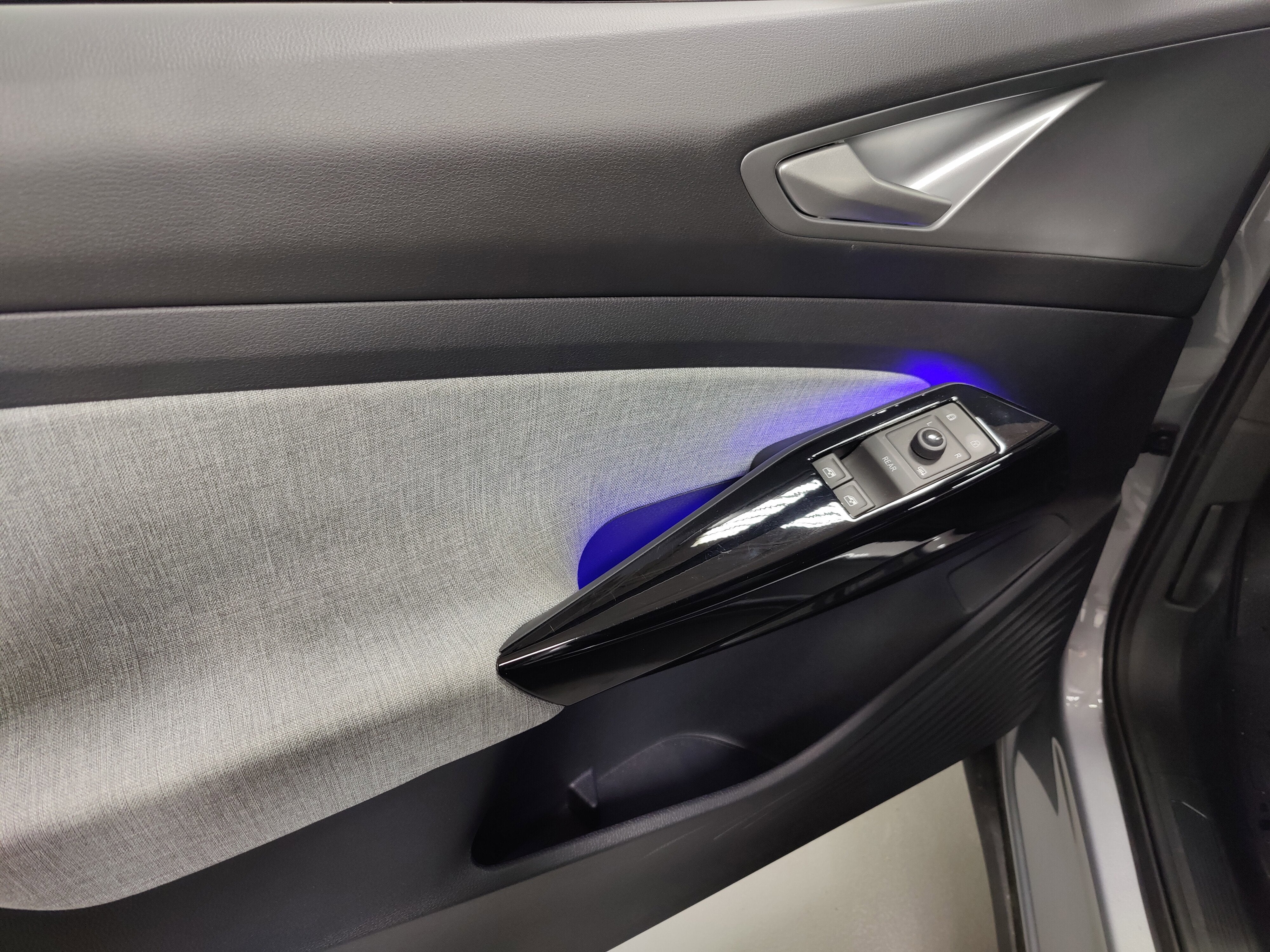 2024 Volkswagen ID.4 Standard