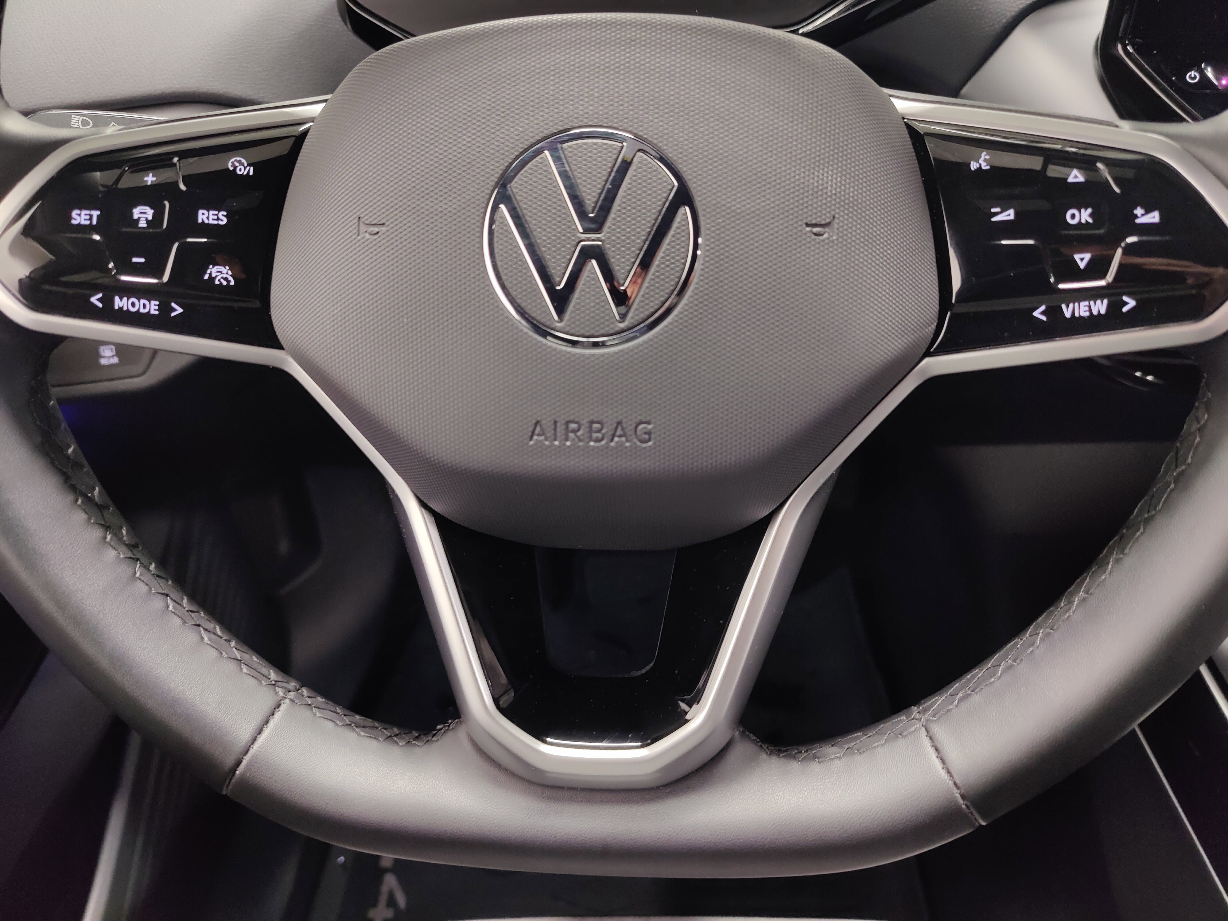 2024 Volkswagen ID.4 Standard