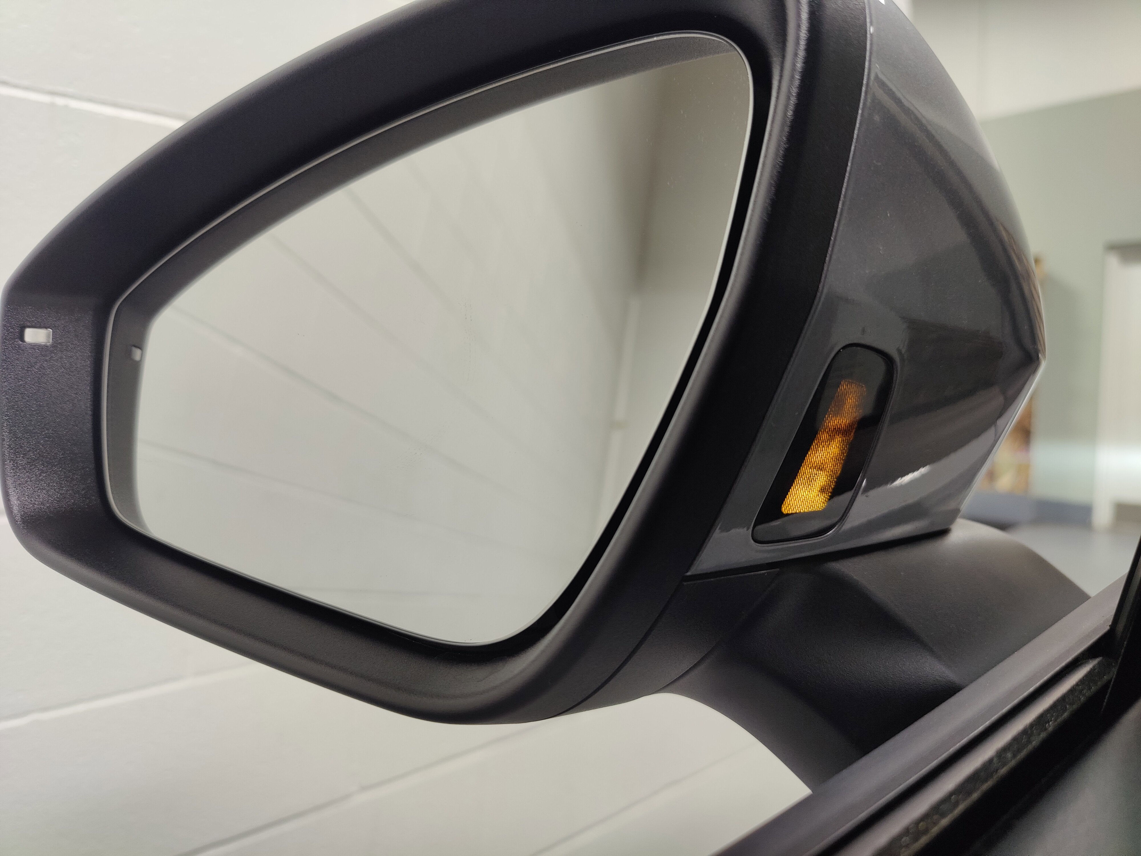 2024 Volkswagen ID.4 Standard