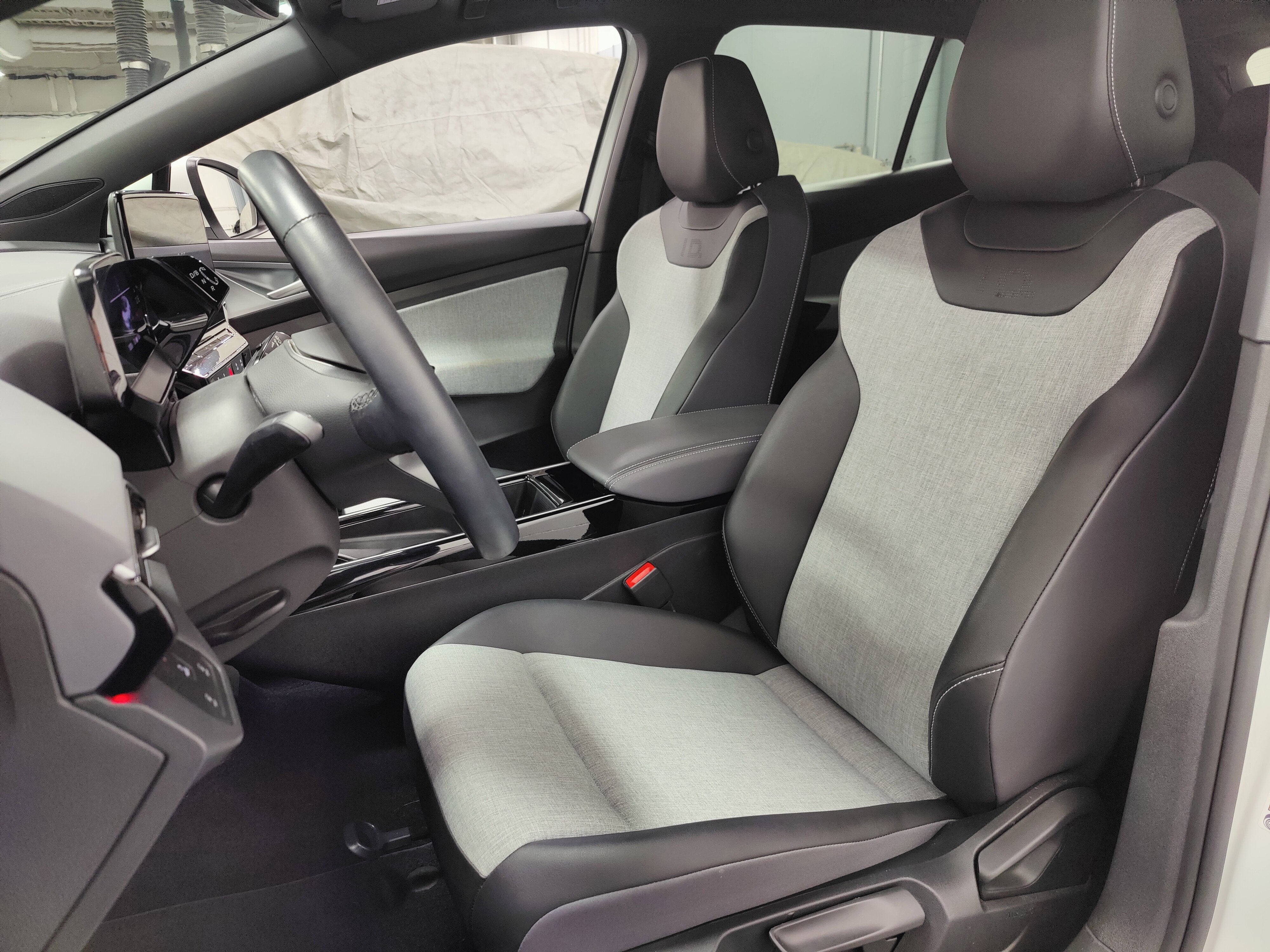 2023 Volkswagen ID.4 Standard