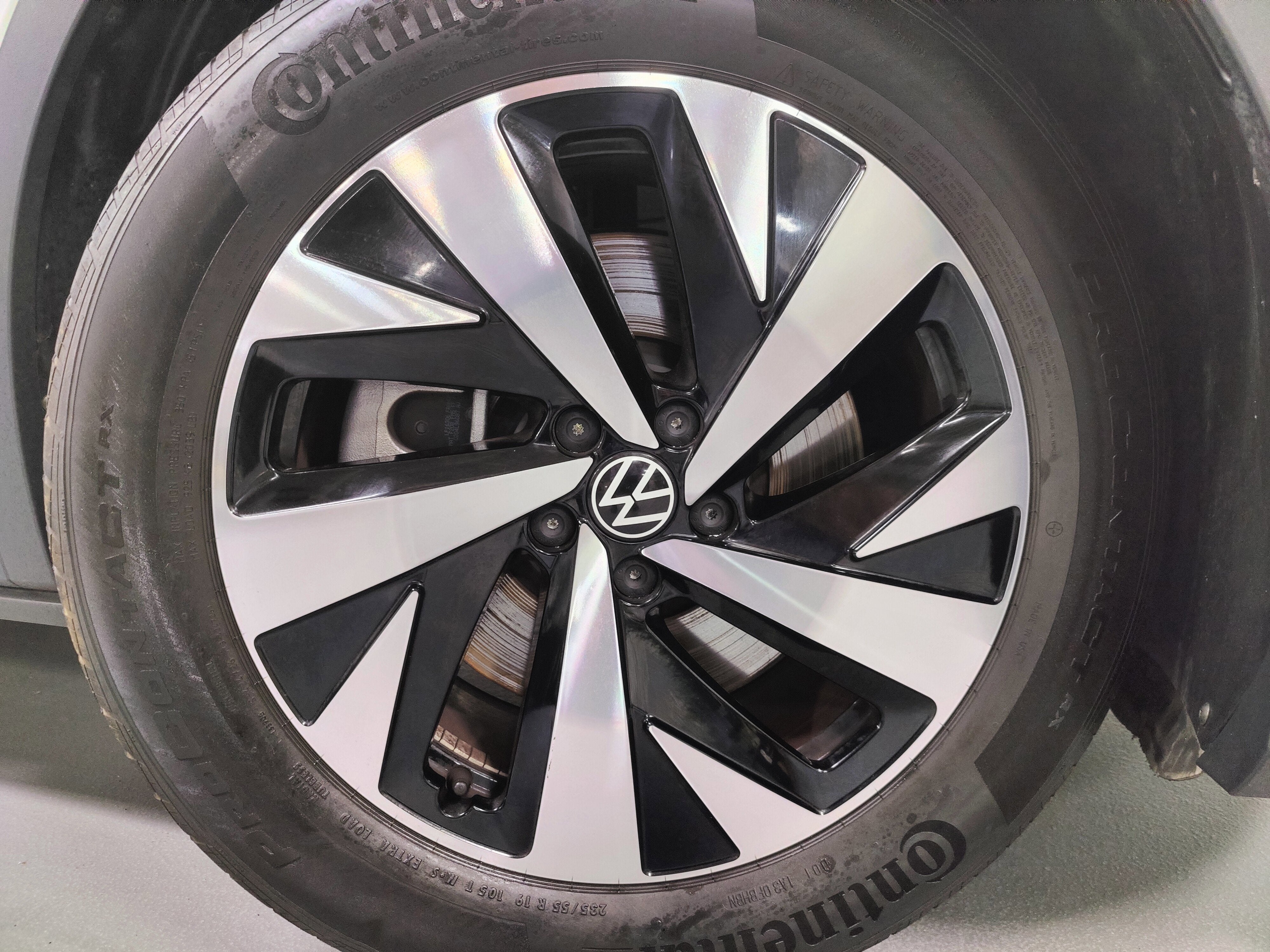 2023 Volkswagen ID.4 Standard