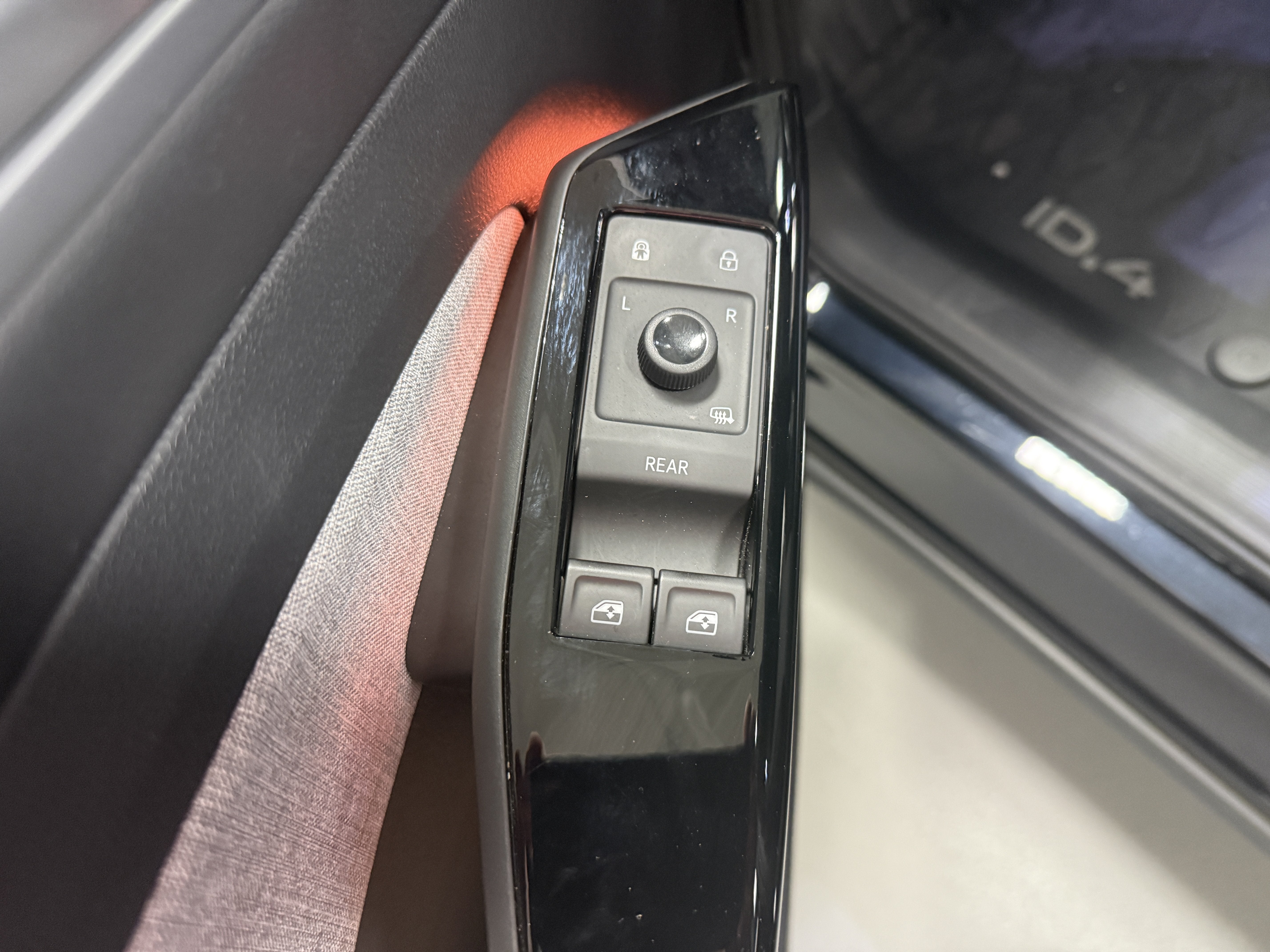 2024 Volkswagen ID.4 62kWh