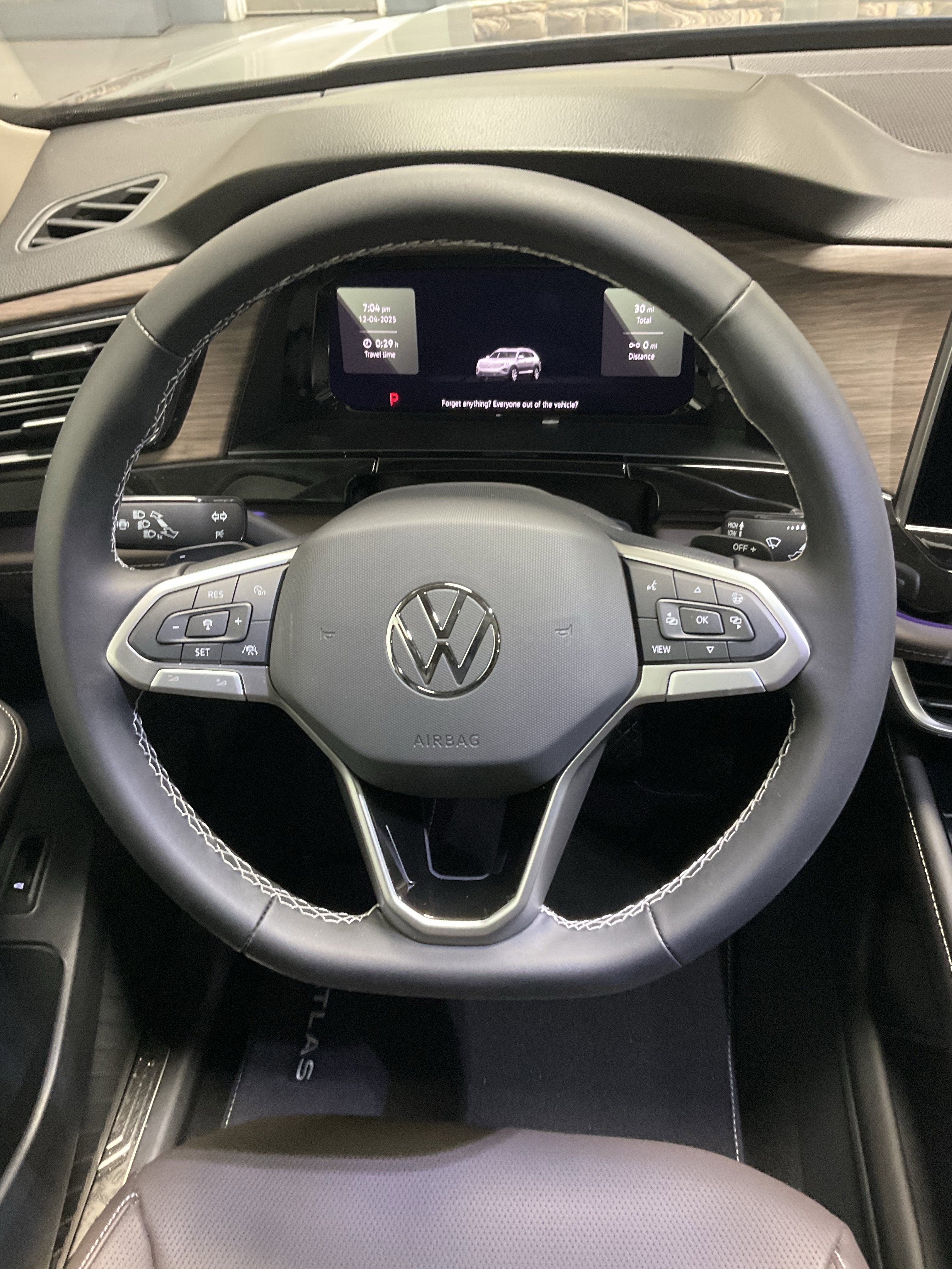 2026 Volkswagen Atlas 2.0T SEL