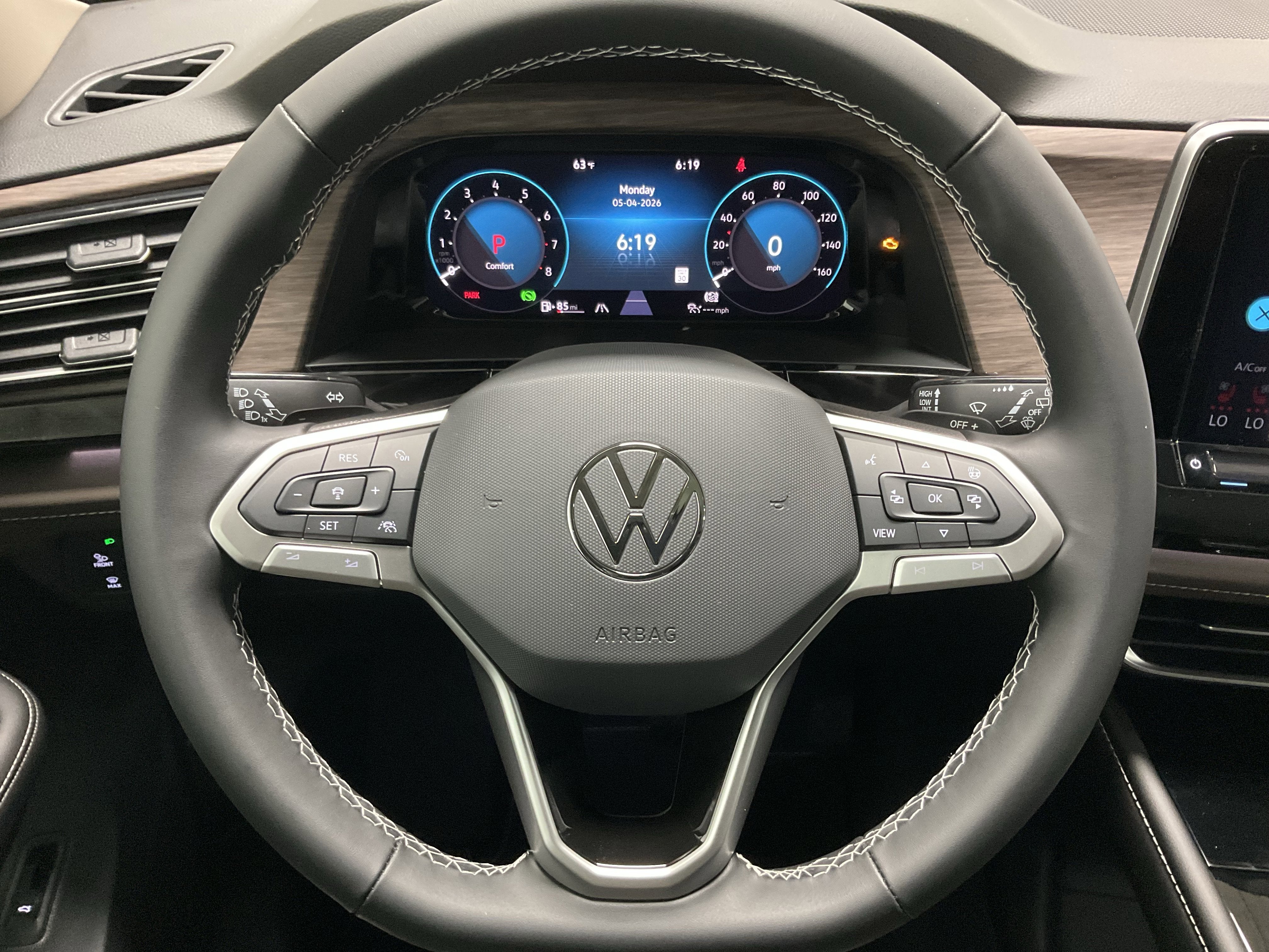 2026 Volkswagen Atlas 2.0T SEL