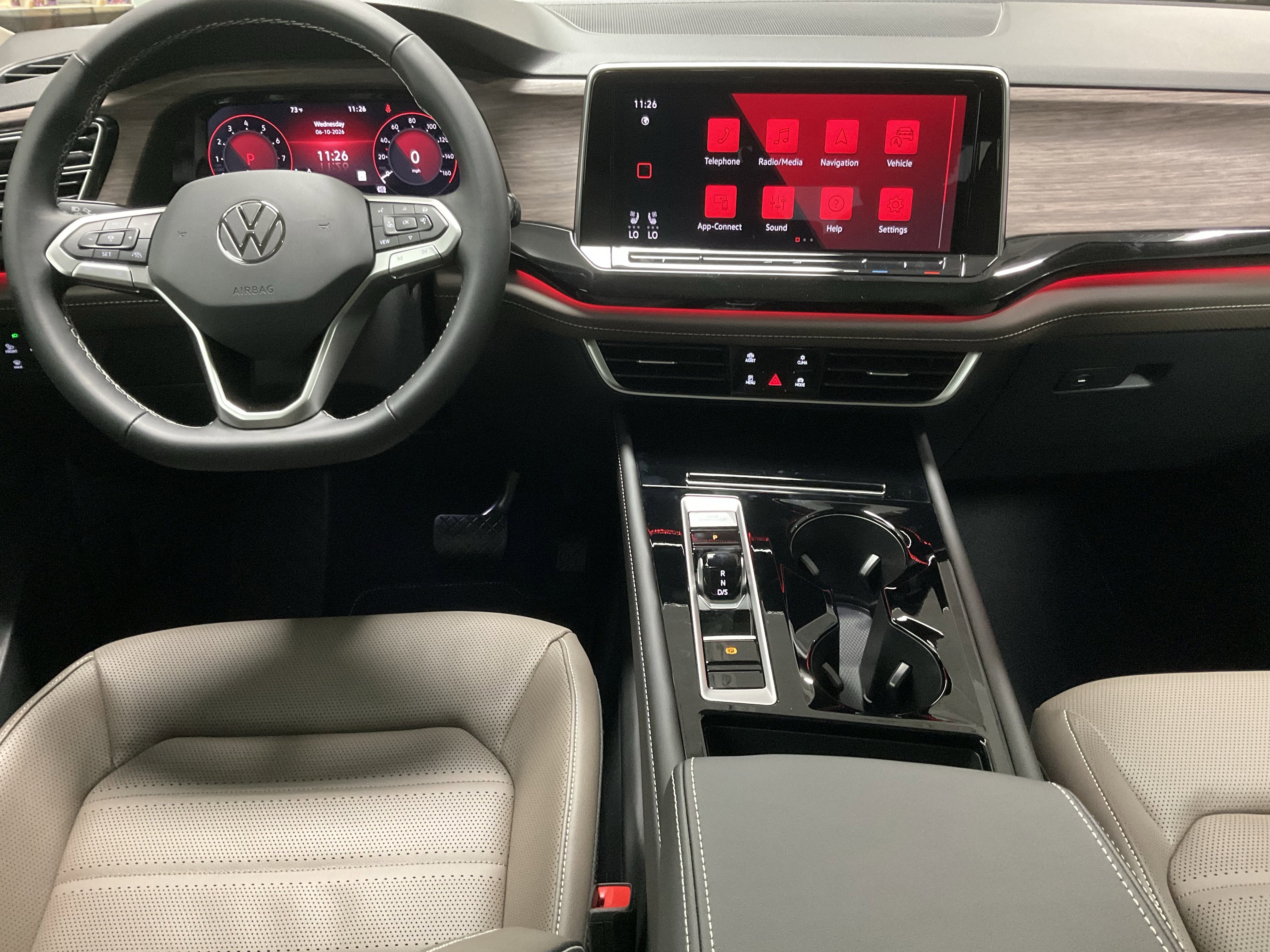 2026 Volkswagen Atlas 2.0T SEL