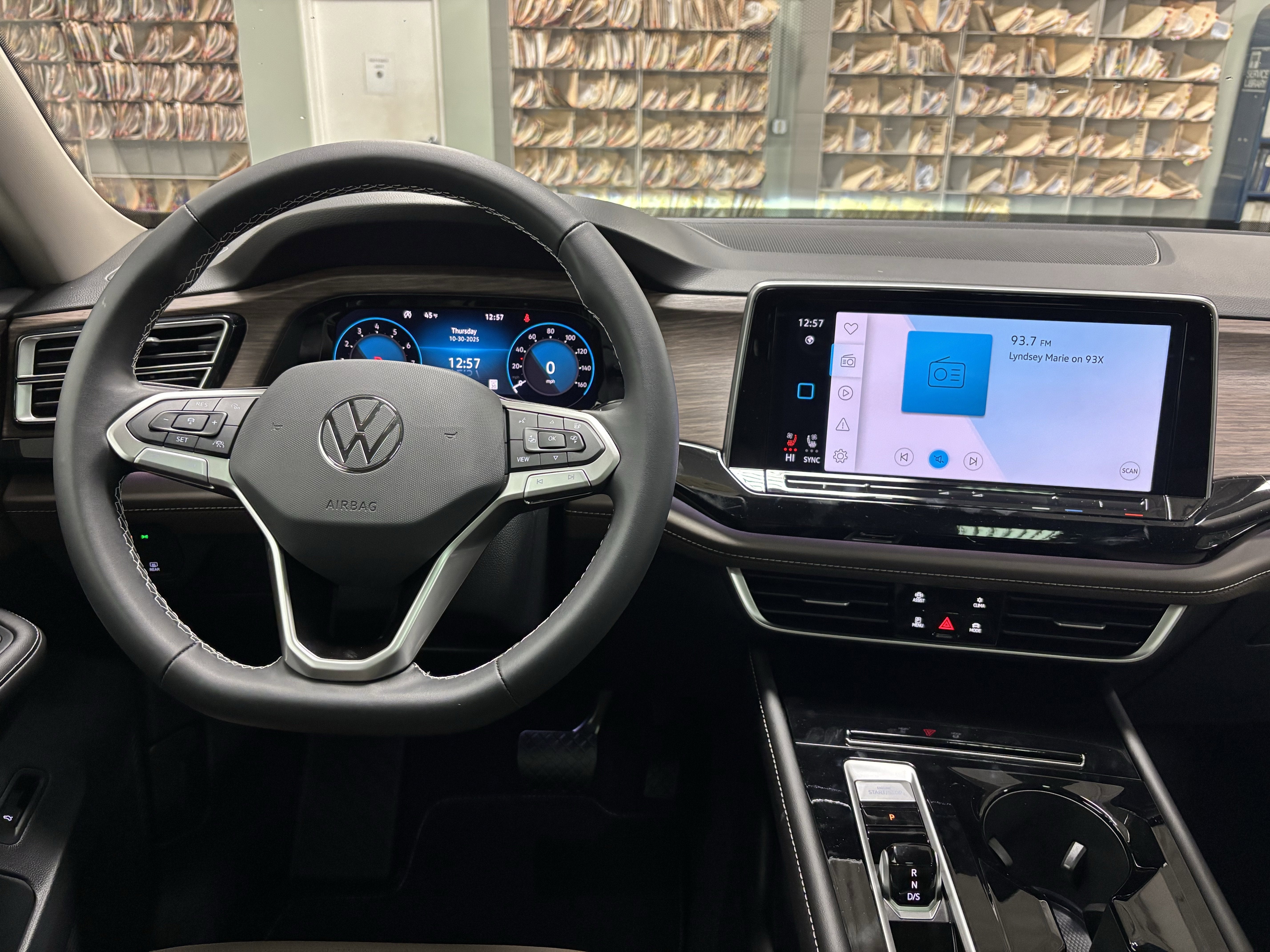 2026 Volkswagen Atlas 2.0T SEL