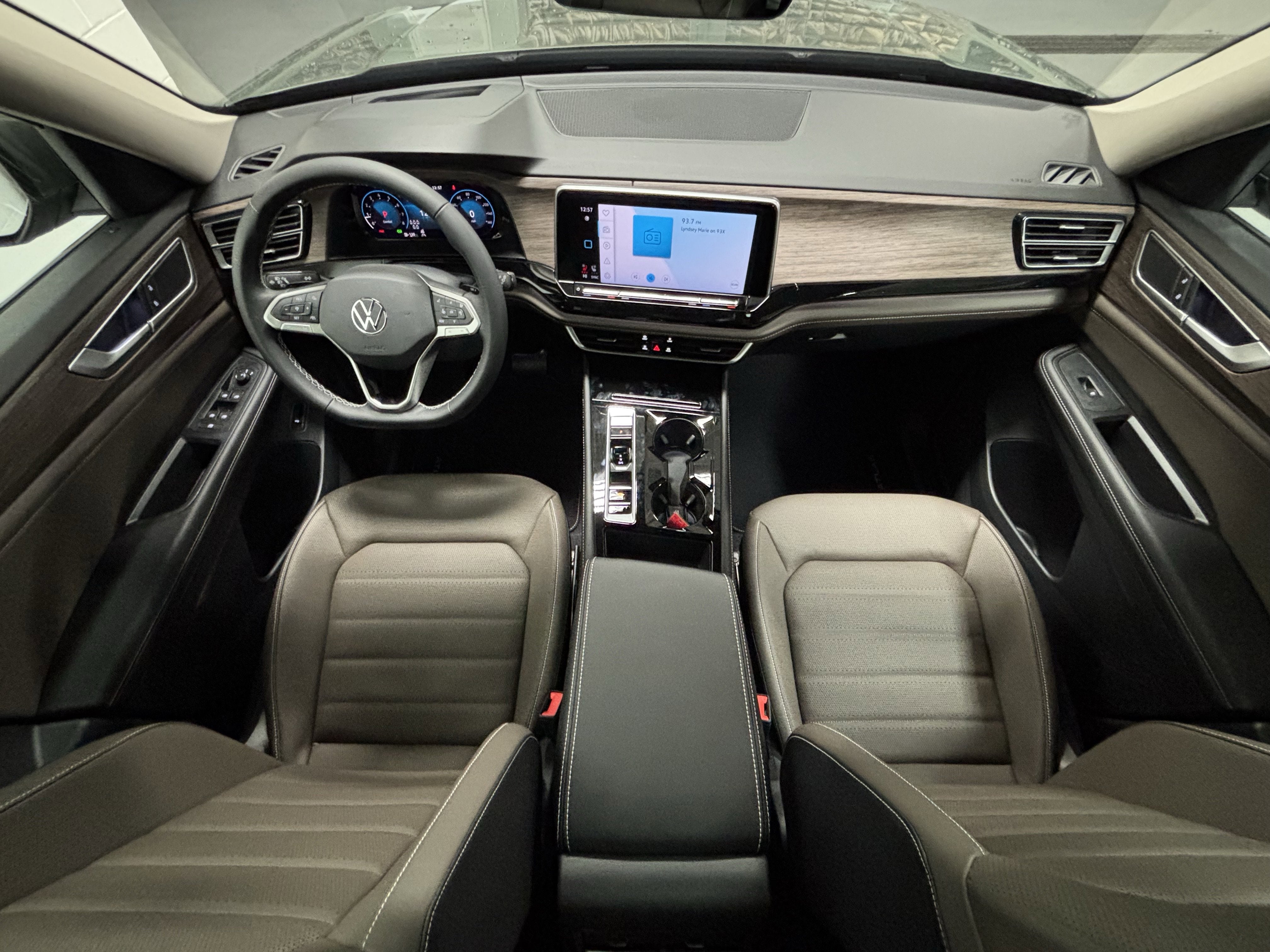 2026 Volkswagen Atlas 2.0T SEL