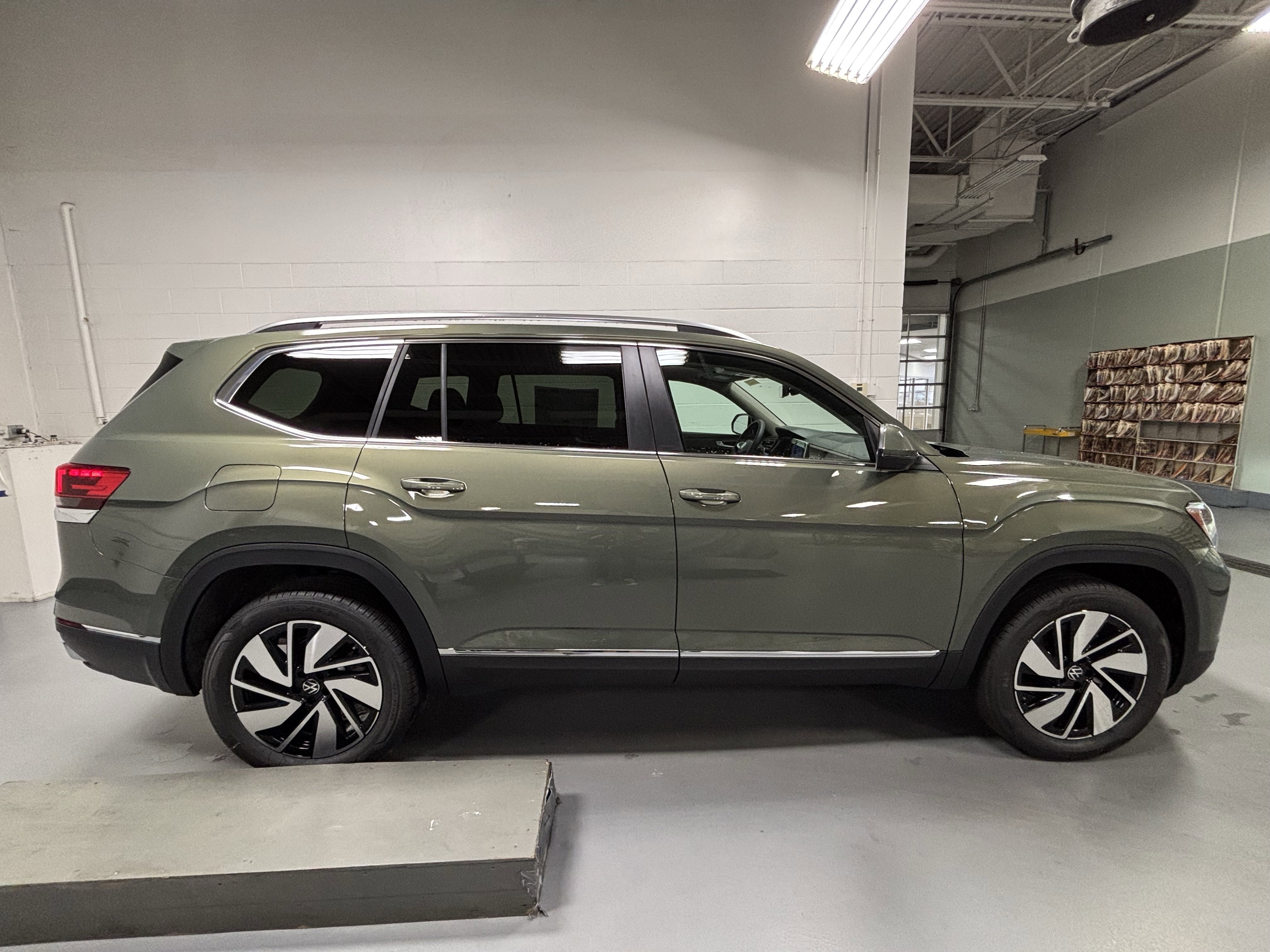 2026 Volkswagen Atlas 2.0T SEL