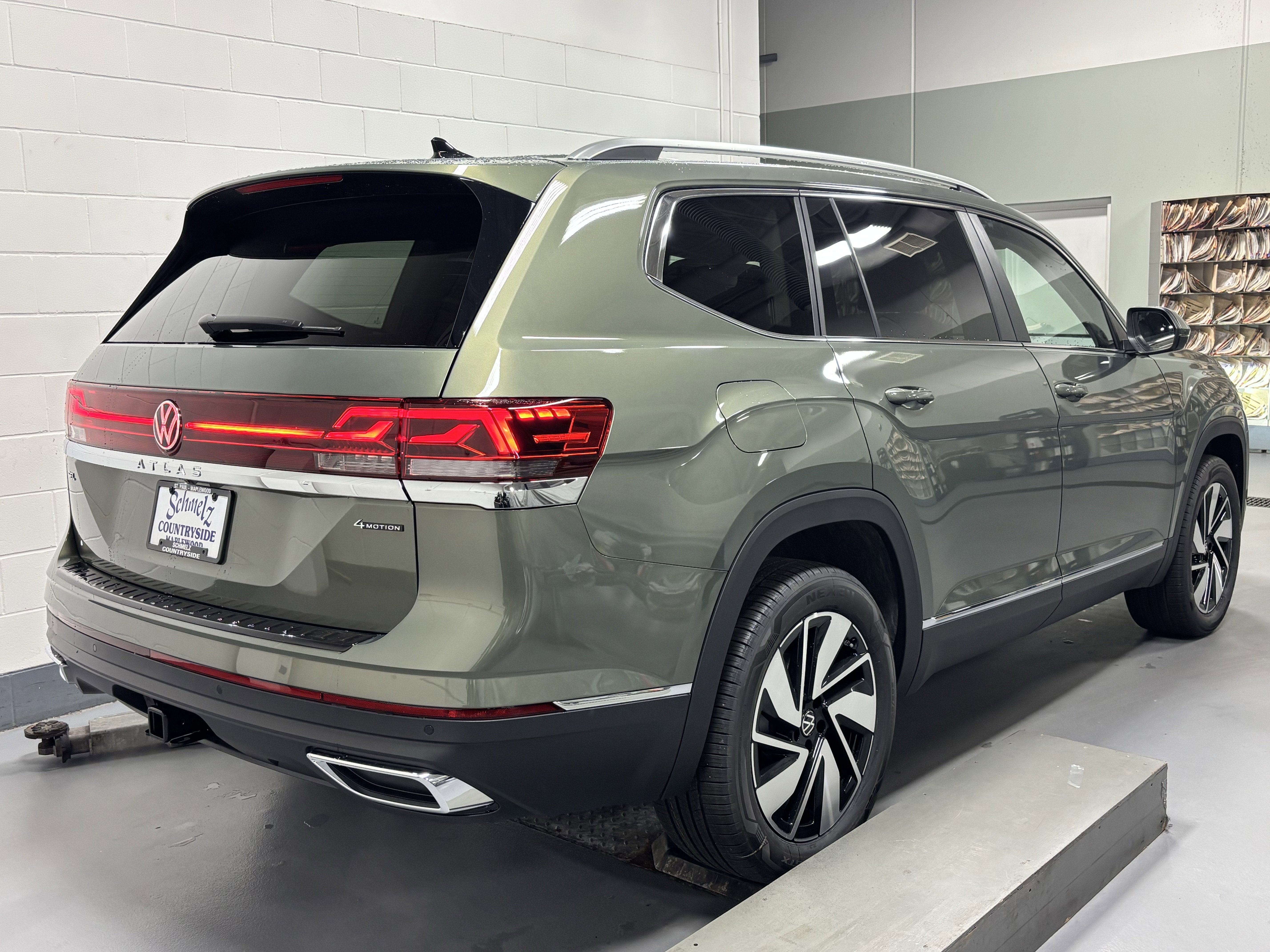 2026 Volkswagen Atlas 2.0T SEL