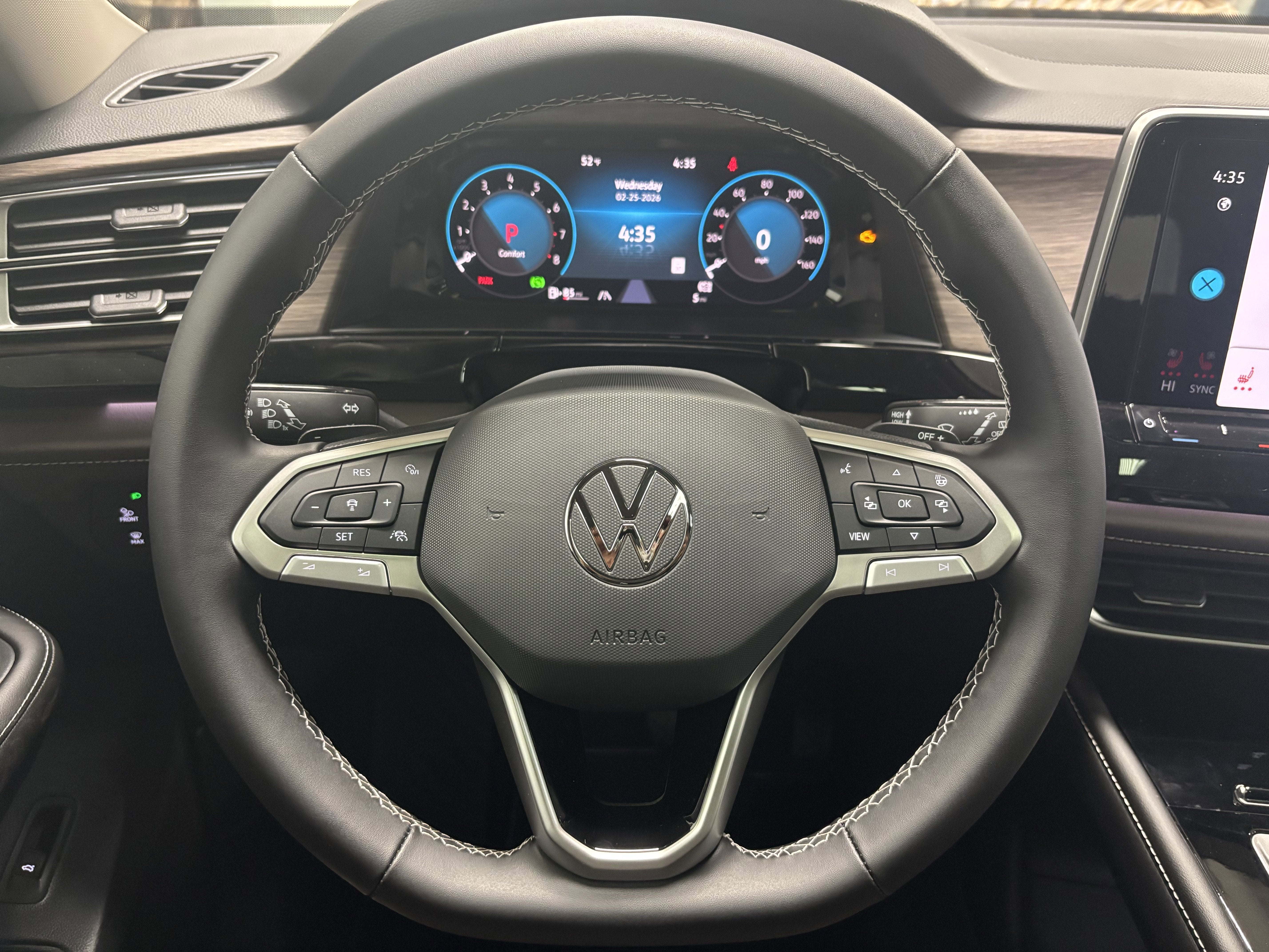 2026 Volkswagen Atlas 2.0T SEL