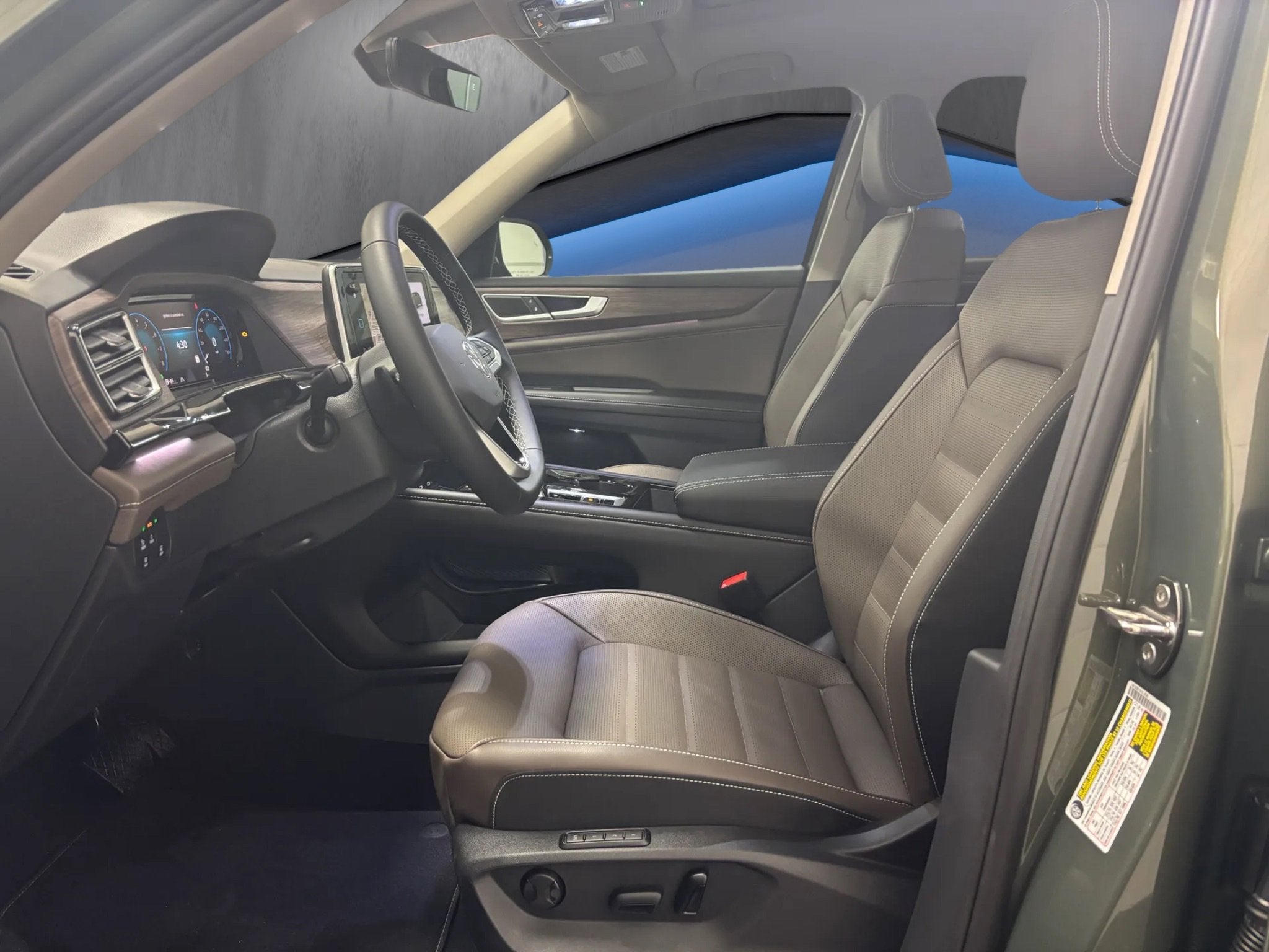 2026 Volkswagen Atlas 2.0T SEL