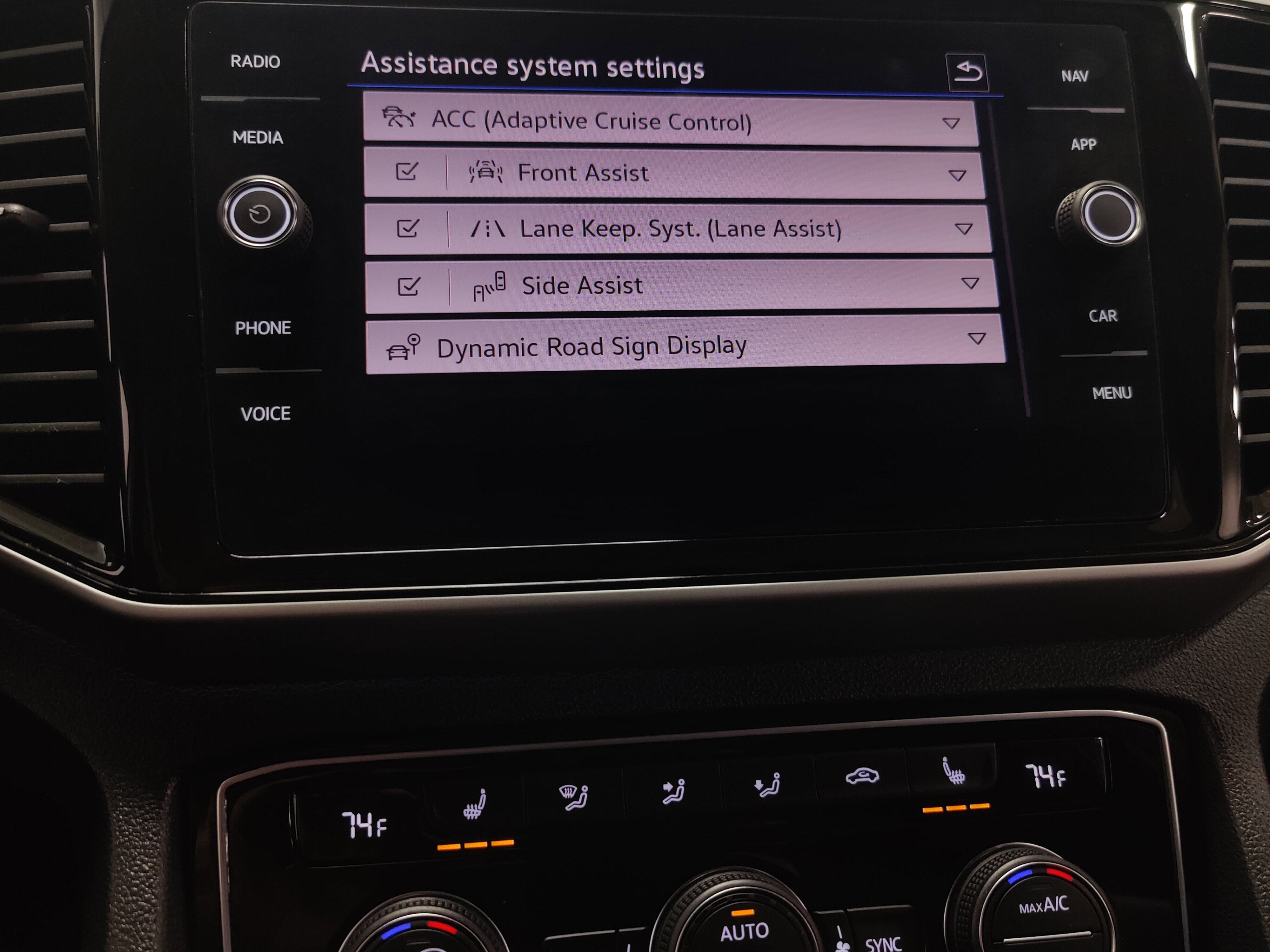 2022 Volkswagen Atlas SEL AWD w/Sunroof/Nav