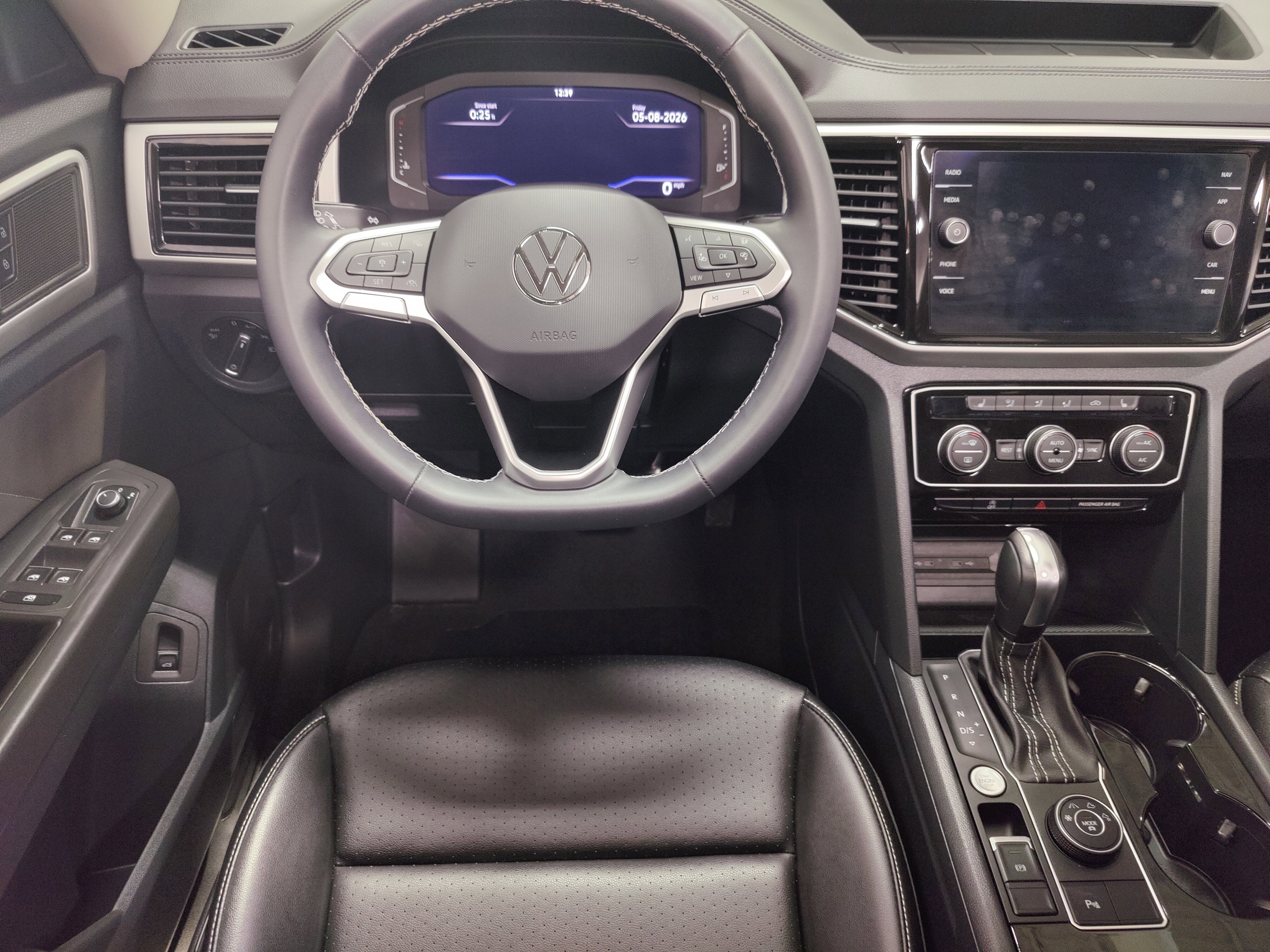 2022 Volkswagen Atlas SEL AWD w/Sunroof/Nav