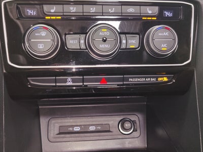 2022 Volkswagen Atlas SEL AWD w/Sunroof/Nav