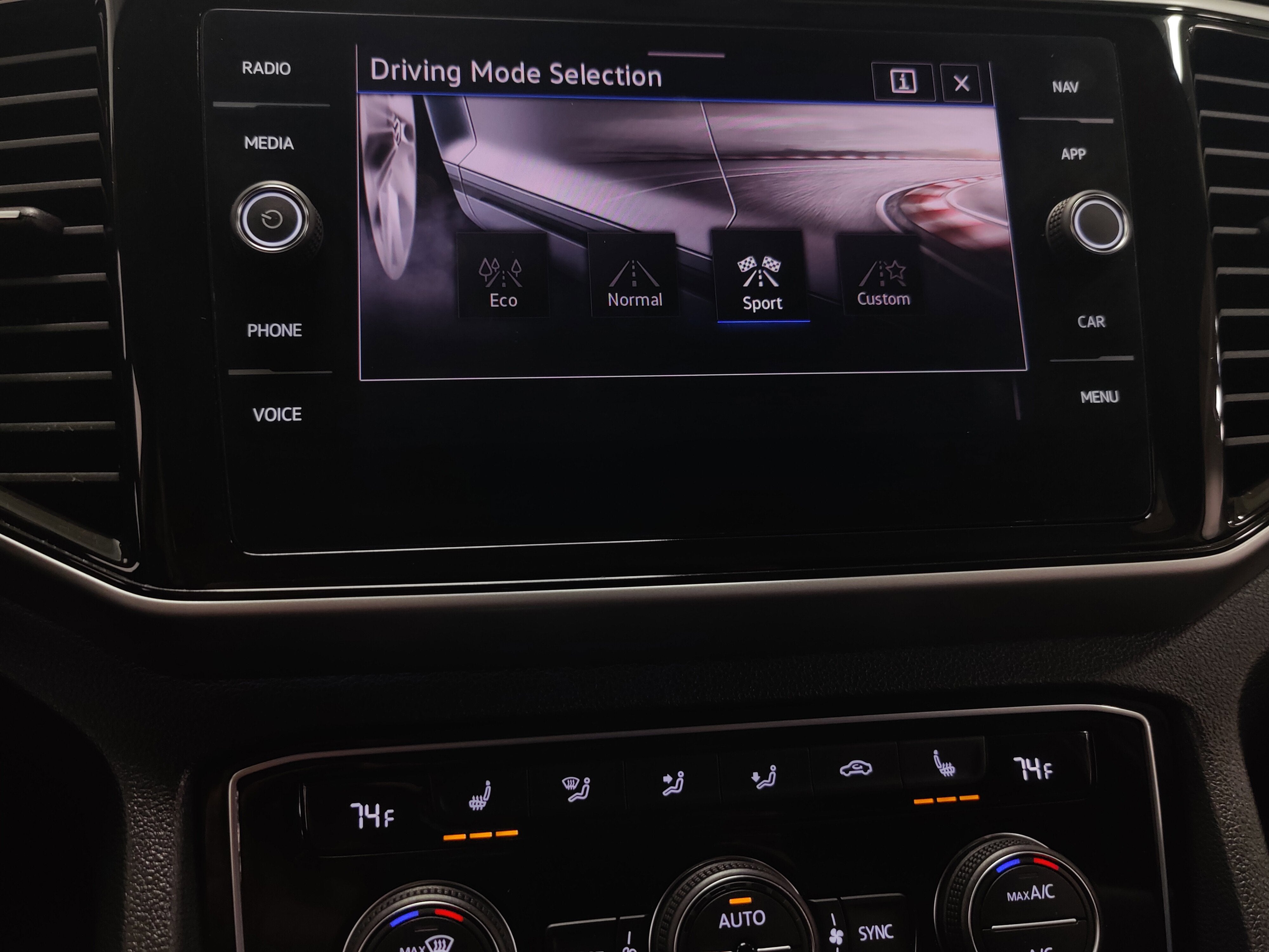 2022 Volkswagen Atlas SEL AWD w/Sunroof/Nav