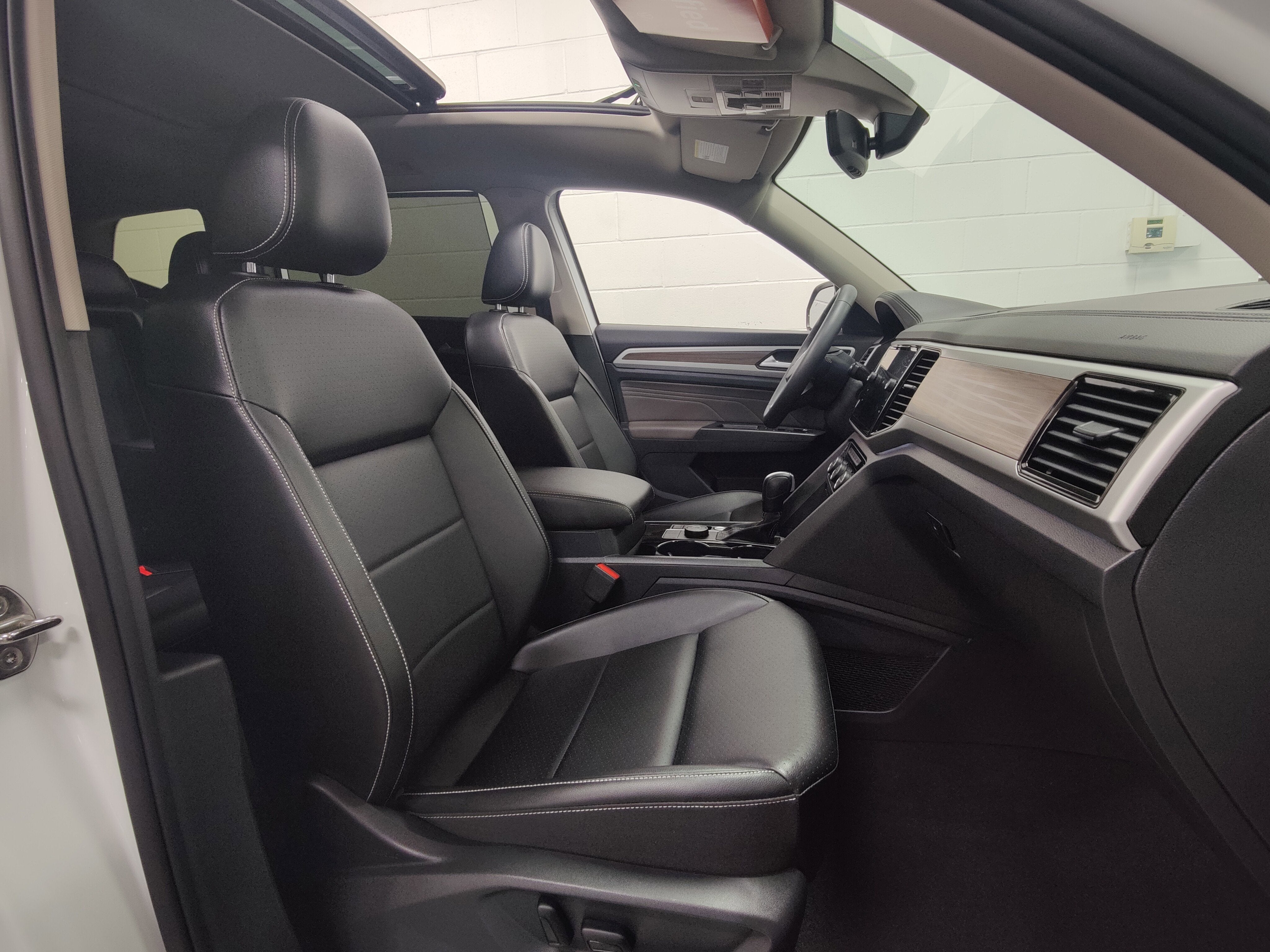 2022 Volkswagen Atlas SEL AWD w/Sunroof/Nav