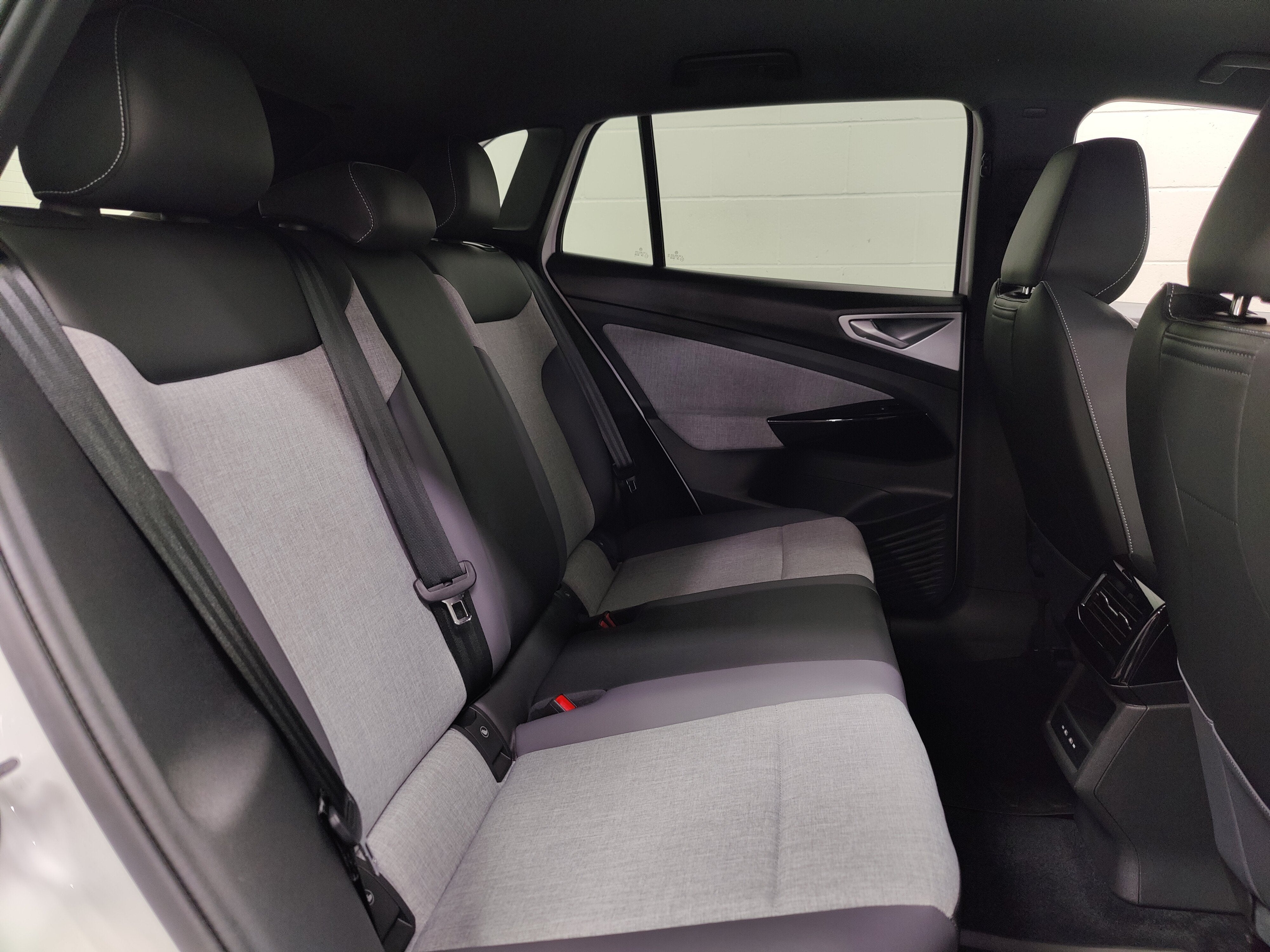 2023 Volkswagen ID.4 Pro Long Range