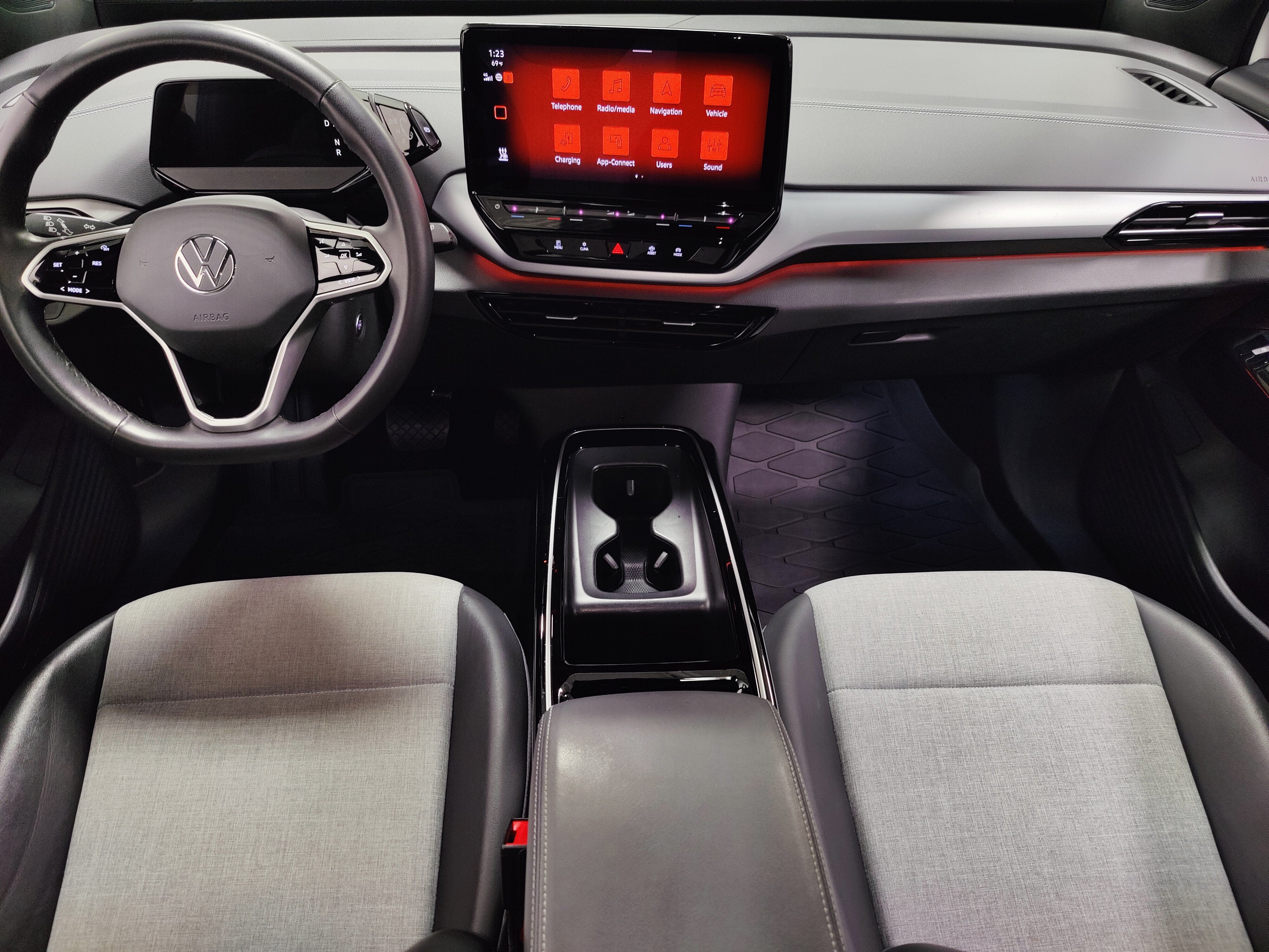 2023 Volkswagen ID.4 Pro Long Range