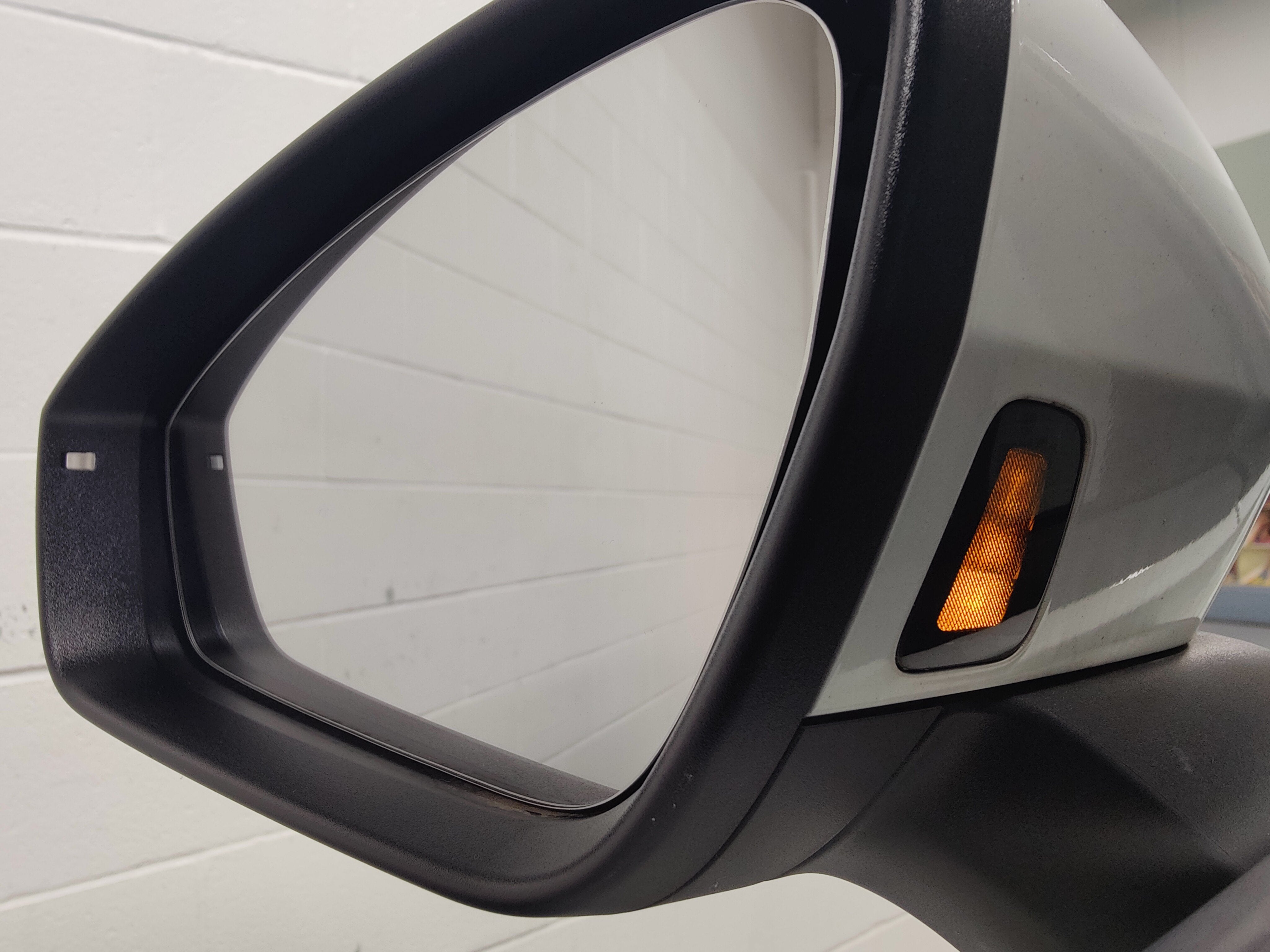 2023 Volkswagen ID.4 Pro Long Range