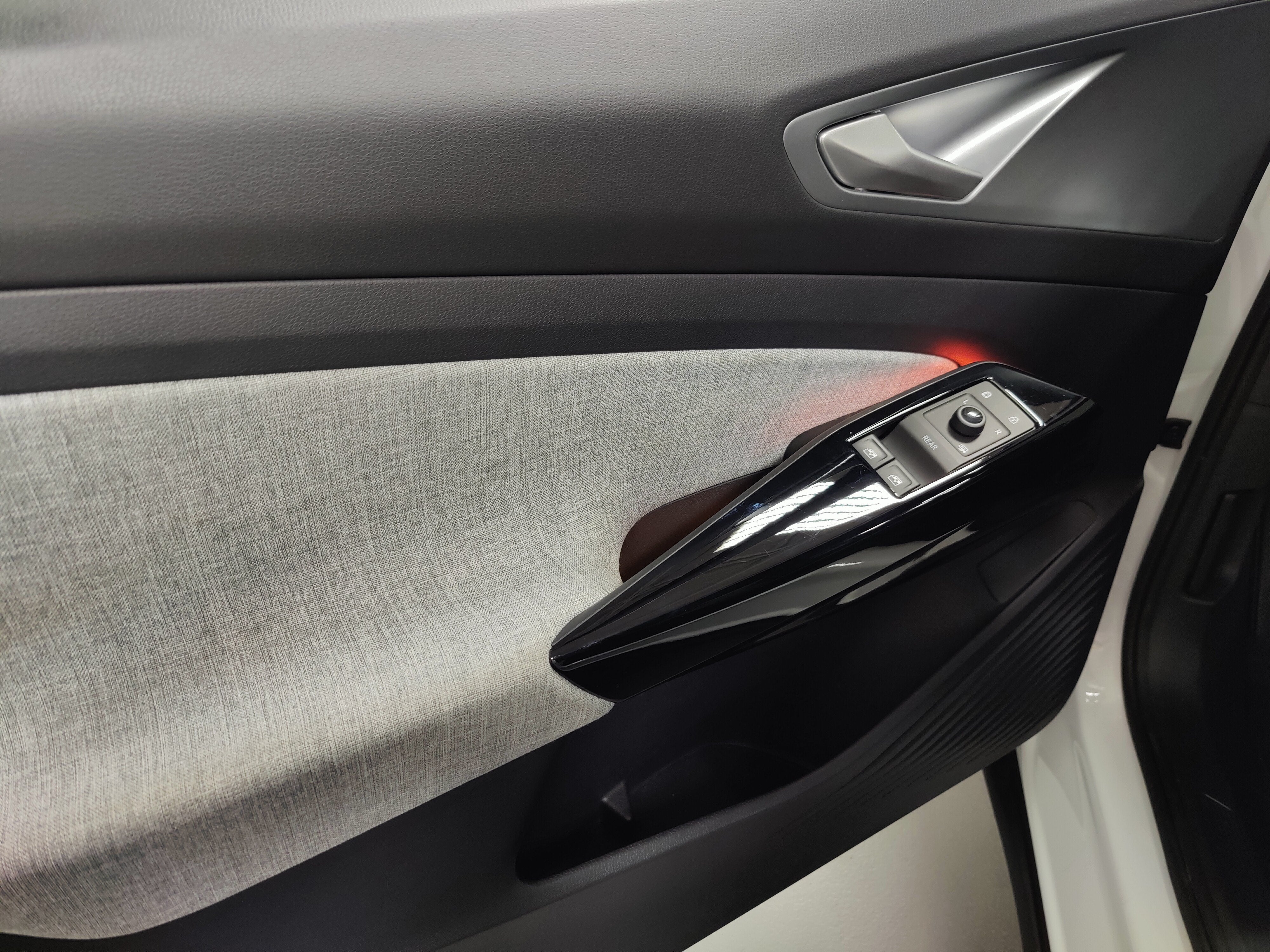 2023 Volkswagen ID.4 Pro Long Range